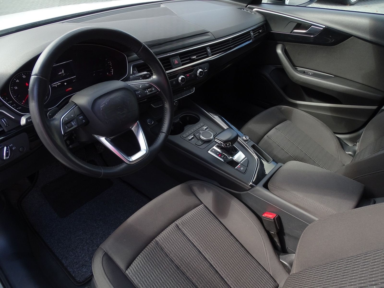 Audi A4 Avant 1.4 TFSI S Line LED Navi Kamera DAB foto 8