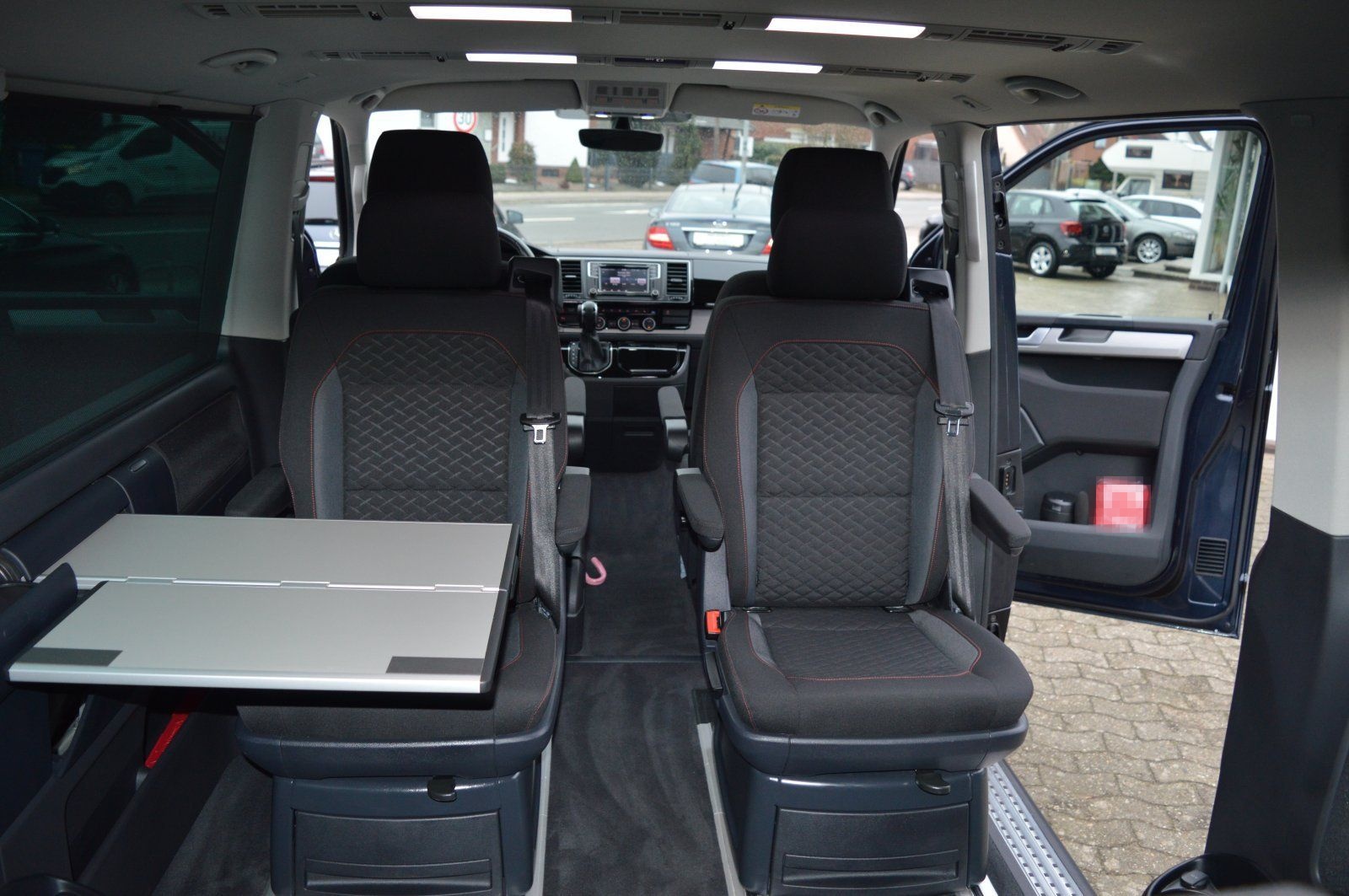 Volkswagen T6 Multivan 2.0 TDI DPF DSG Join Stdhzg/AHK/LED/ foto 16