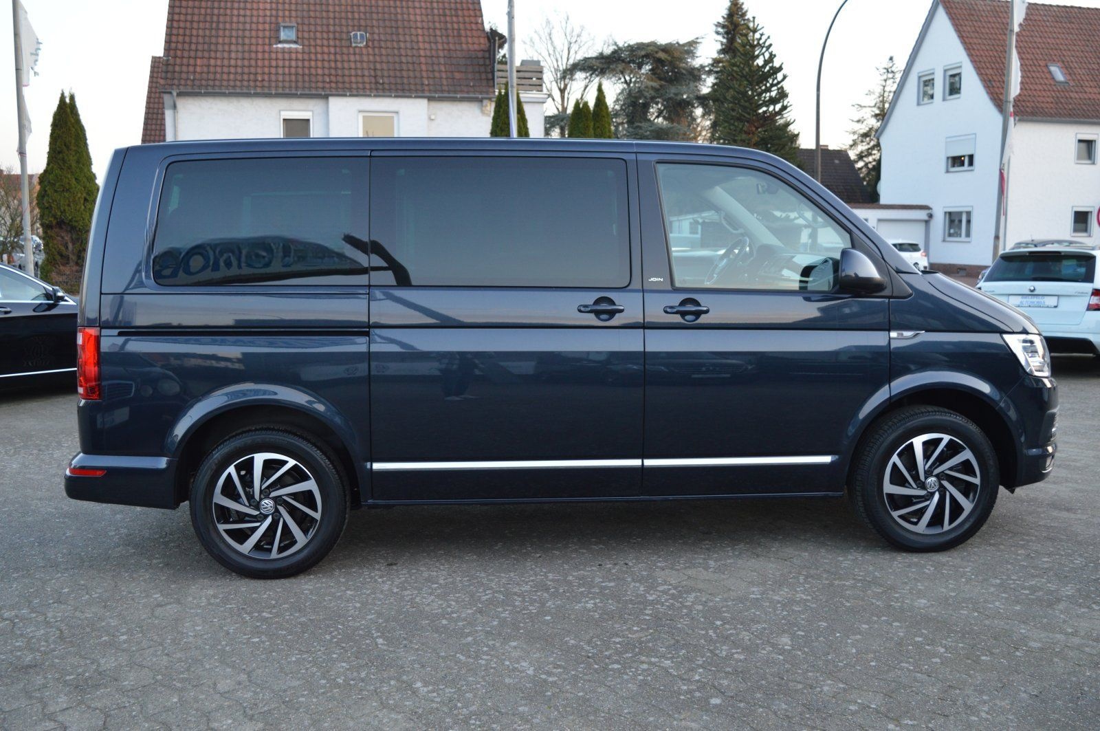 Volkswagen T6 Multivan 2.0 TDI DPF DSG Join Stdhzg/AHK/LED/ foto 23
