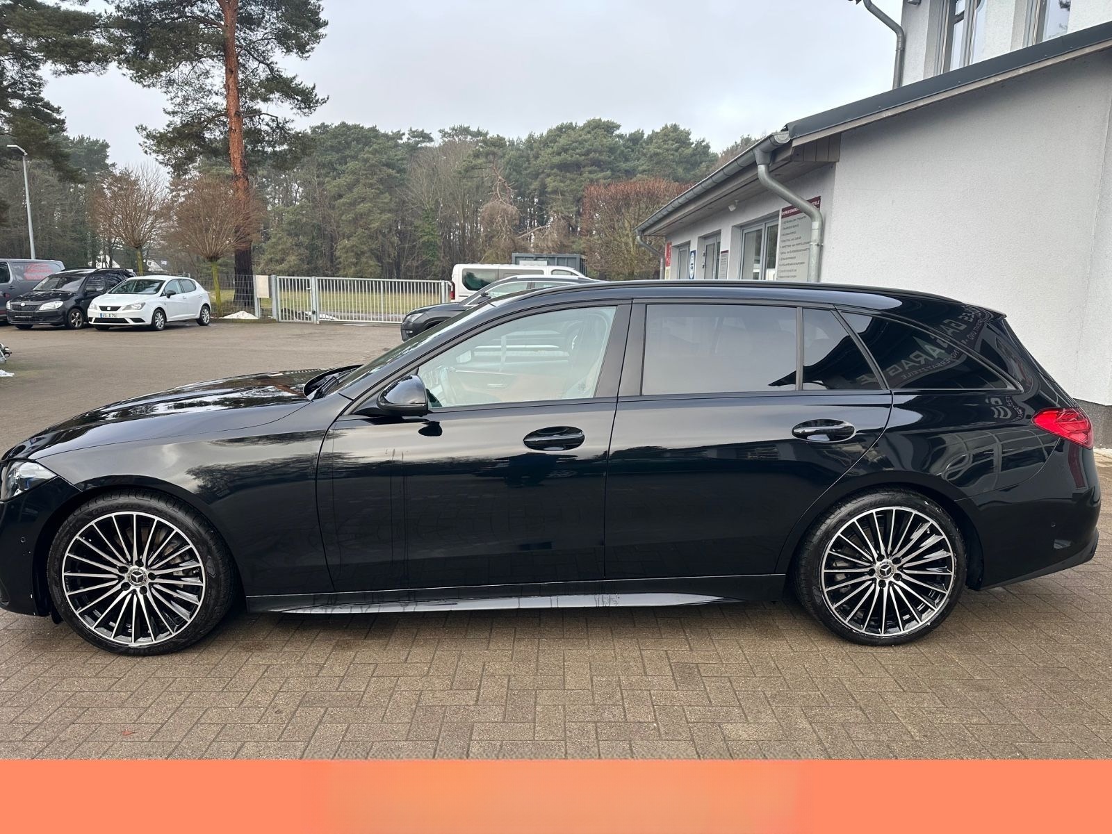 Mercedes-Benz C 200 T-Modell AMG Aut LED Night SHZ Kam Leder foto 4
