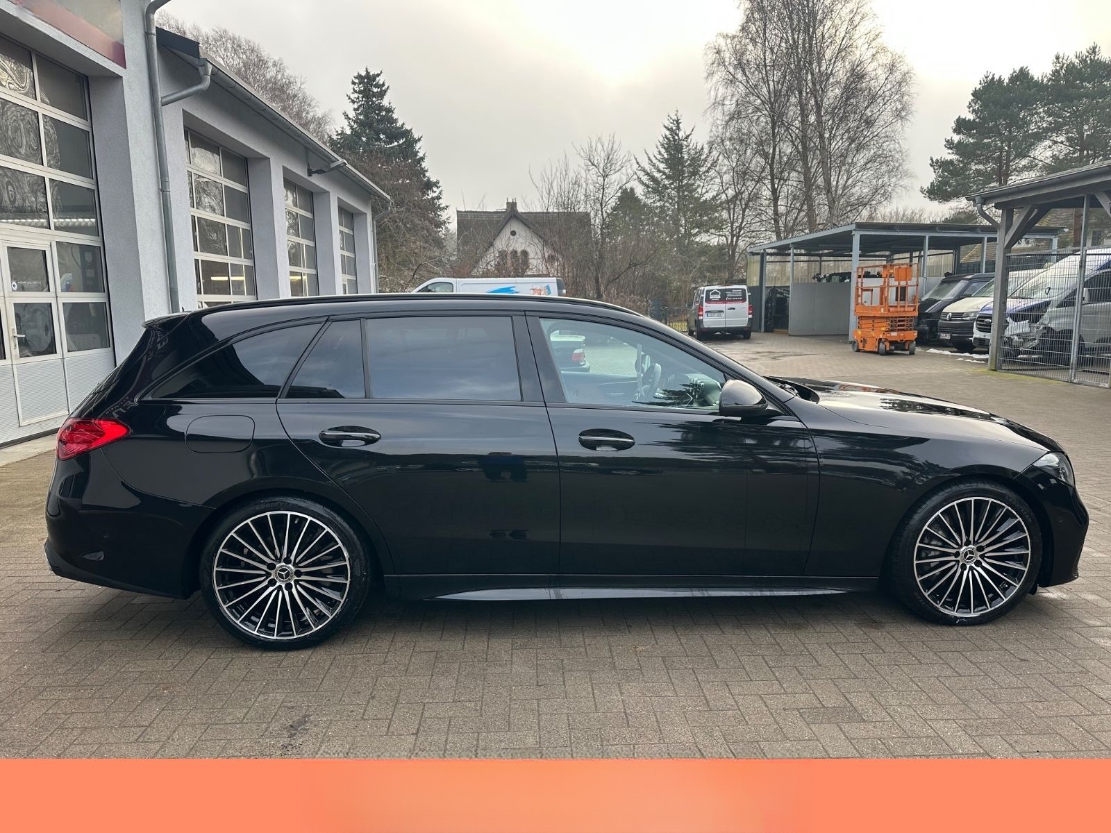 Mercedes-Benz C 200 T-Modell AMG Aut LED Night SHZ Kam Leder foto 5
