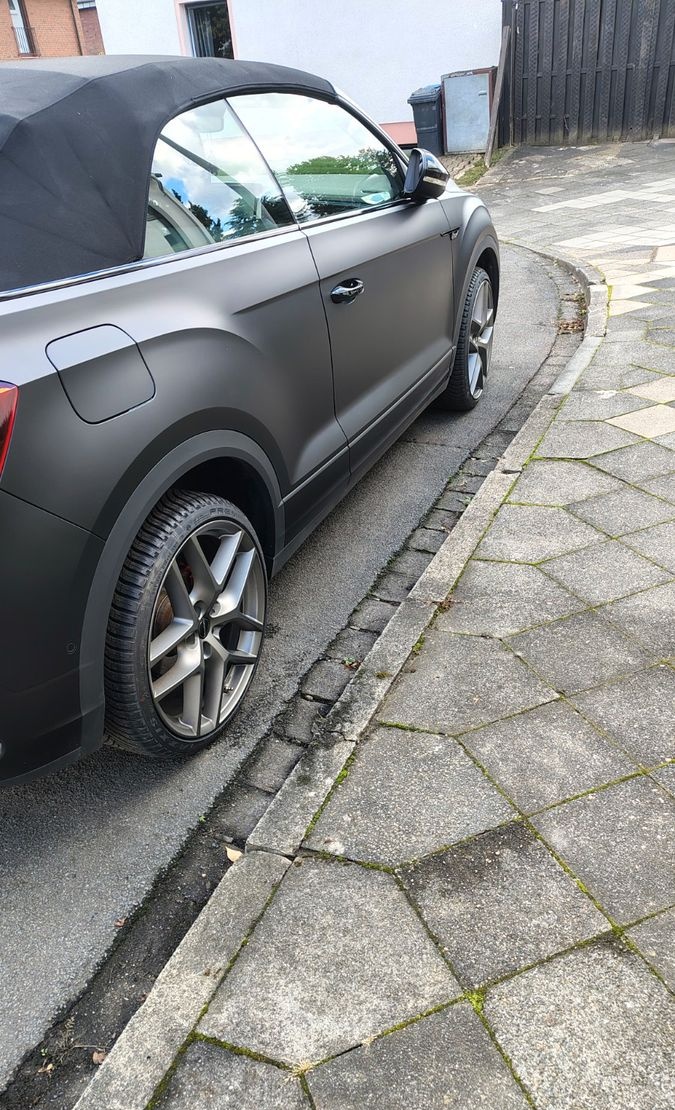 Volkswagen T-Roc Cabriolet 1.5 TSI OPF DSG R-Line R-Line foto 4