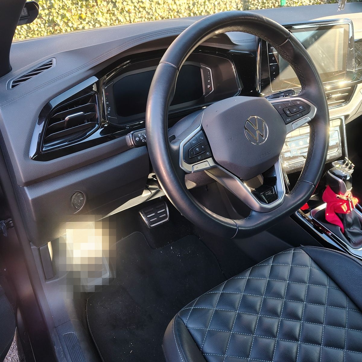 Volkswagen T-Roc Cabriolet 1.5 TSI OPF DSG R-Line R-Line foto 5