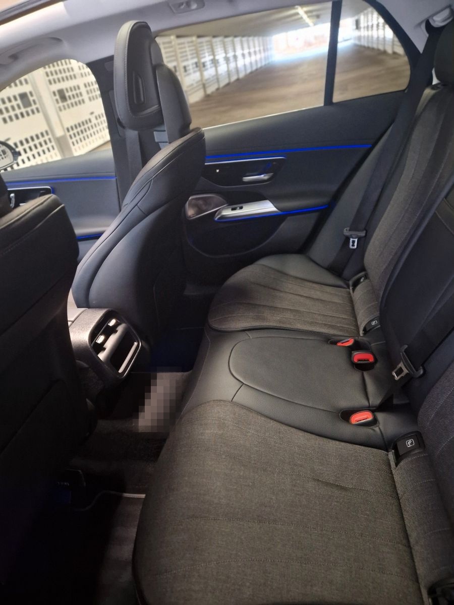 Mercedes-Benz E 300 de T Autom. PANO 360* Kam Memory 19 Zoll foto 14