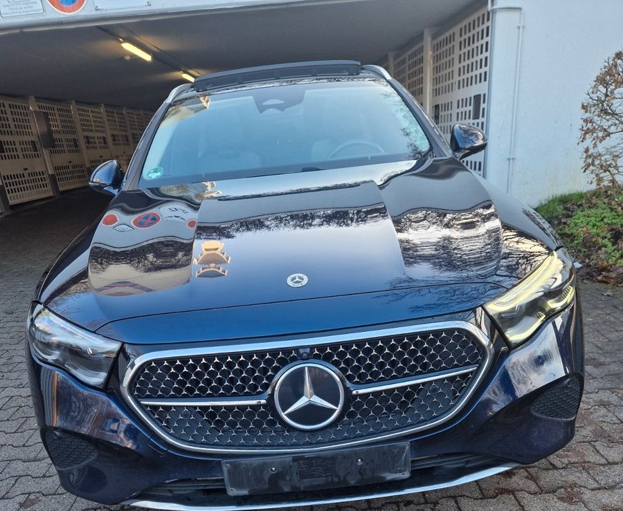Mercedes-Benz E 300 de T Autom. PANO 360* Kam Memory 19 Zoll foto 23