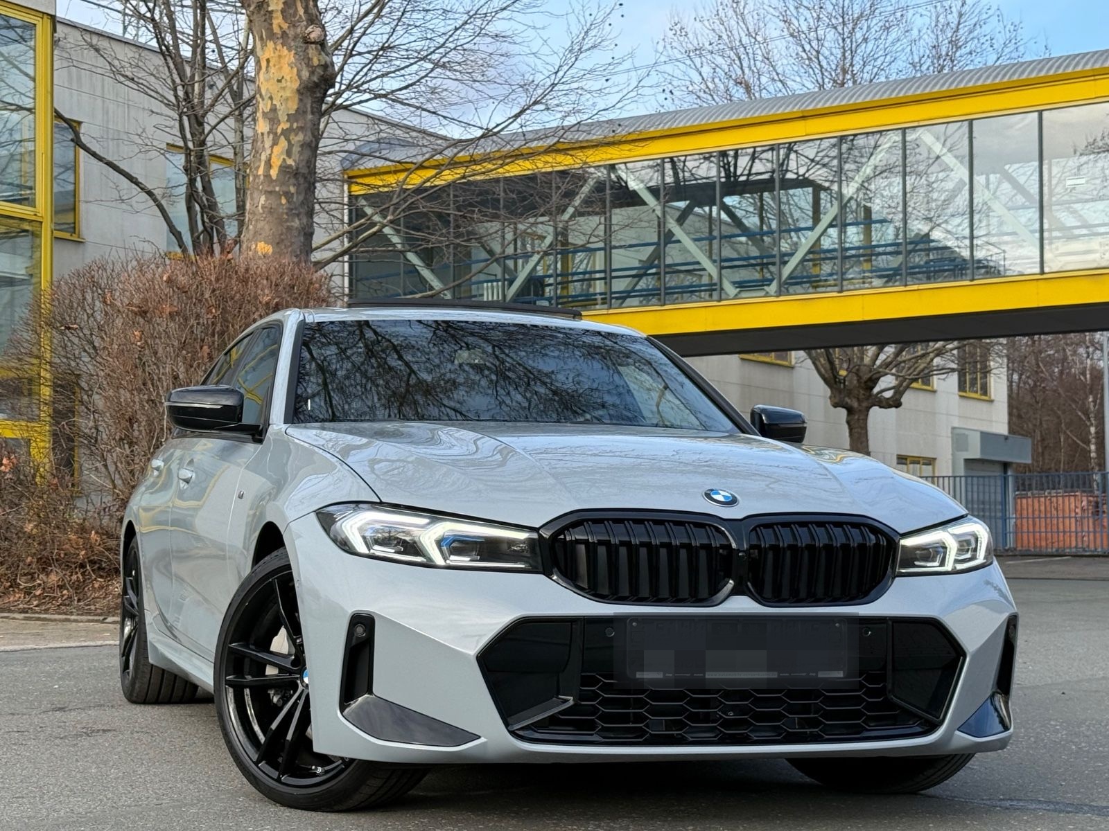 BMW 330 d * M-SPORT*MEMORY*H&K*PANO*SHADOW*19ZOLL* foto 8