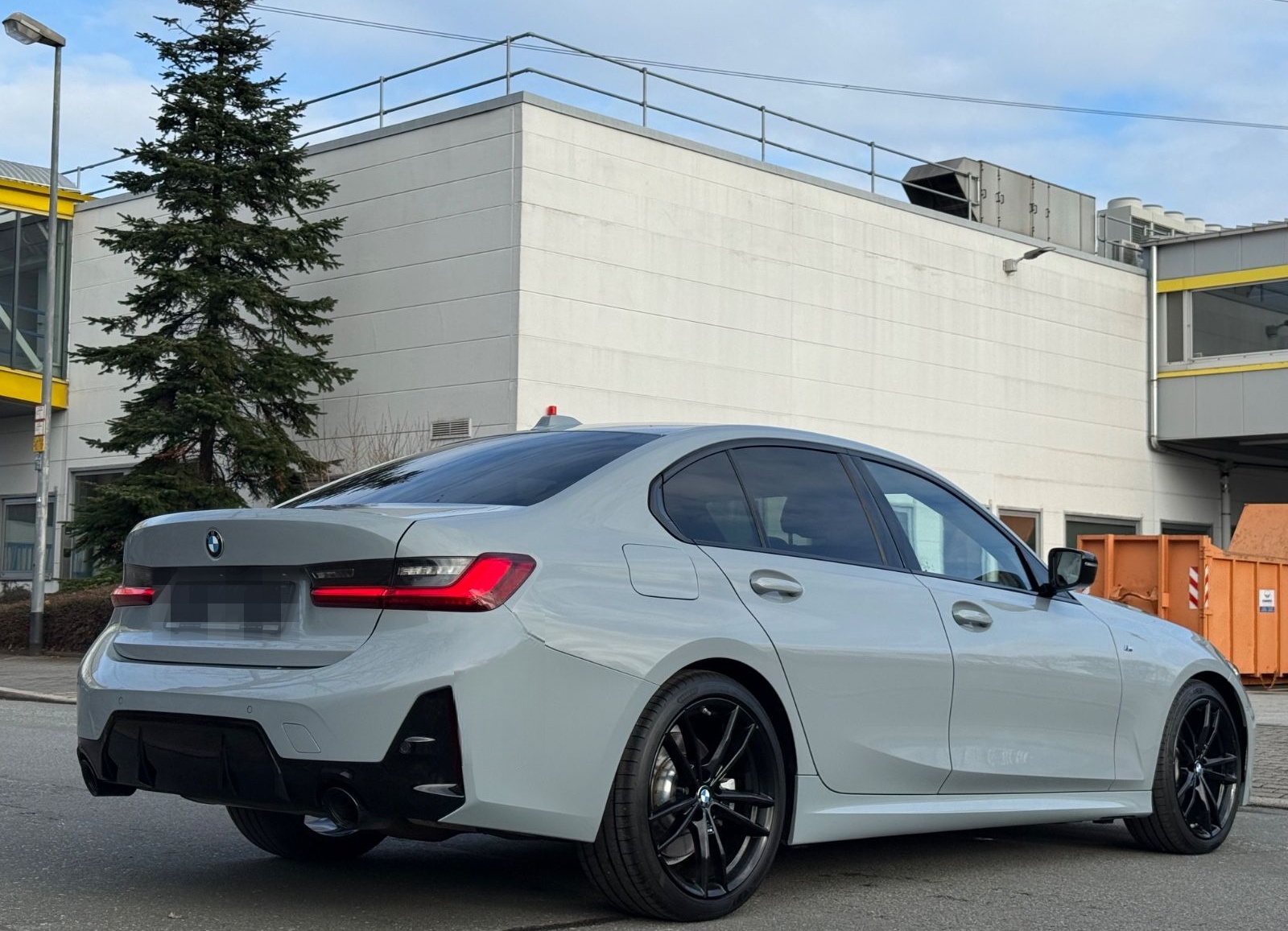 BMW 330 d * M-SPORT*MEMORY*H&K*PANO*SHADOW*19ZOLL* foto 10