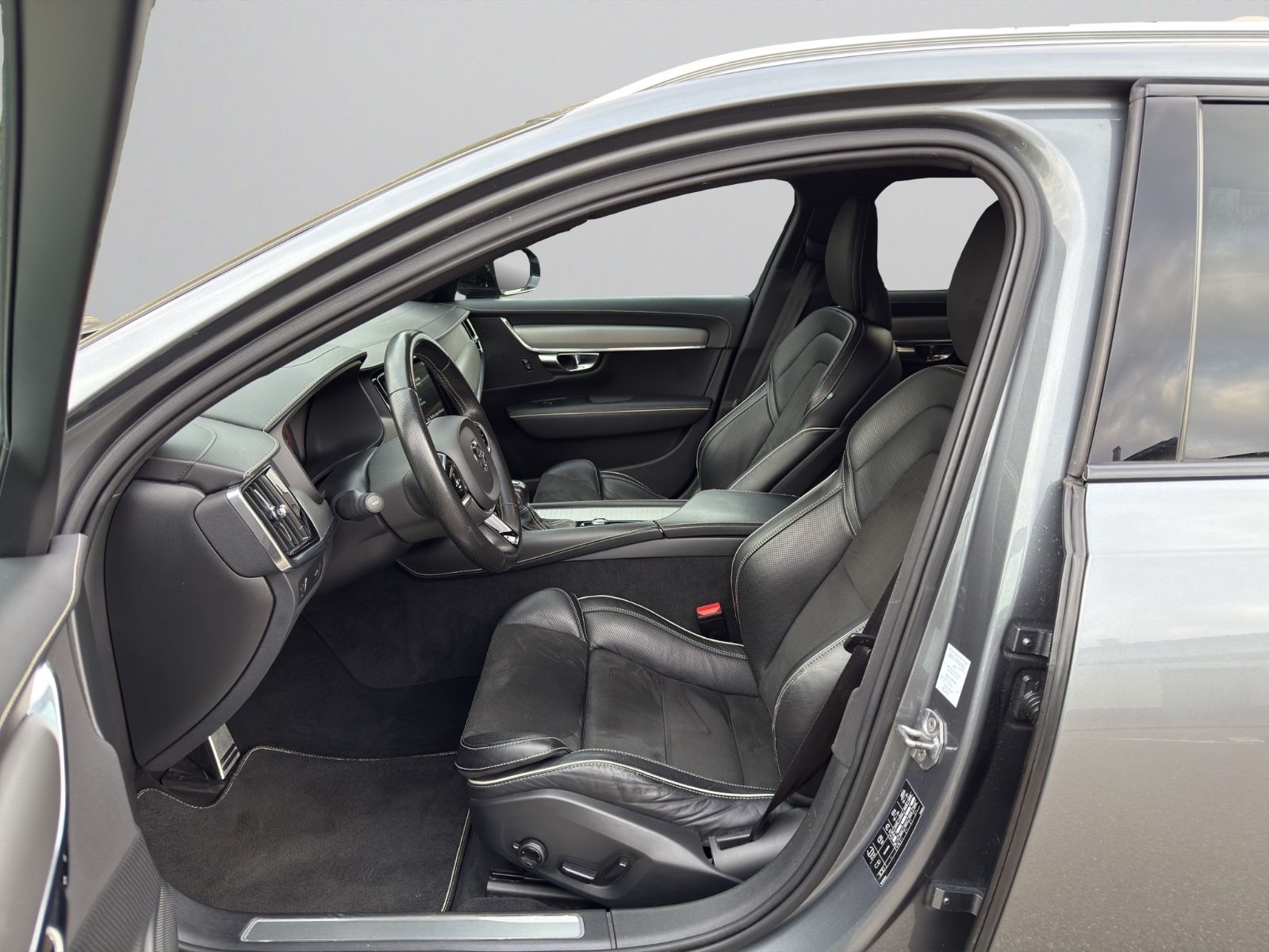 Volvo V90 2.0 T R-Design LED~CarPlay~Standhzng~Kamera foto 10