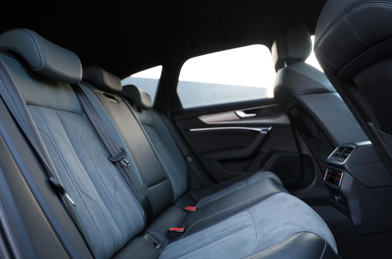 Audi A6 Allroad quattro 50 TDI Optik Matrix Luft foto 22
