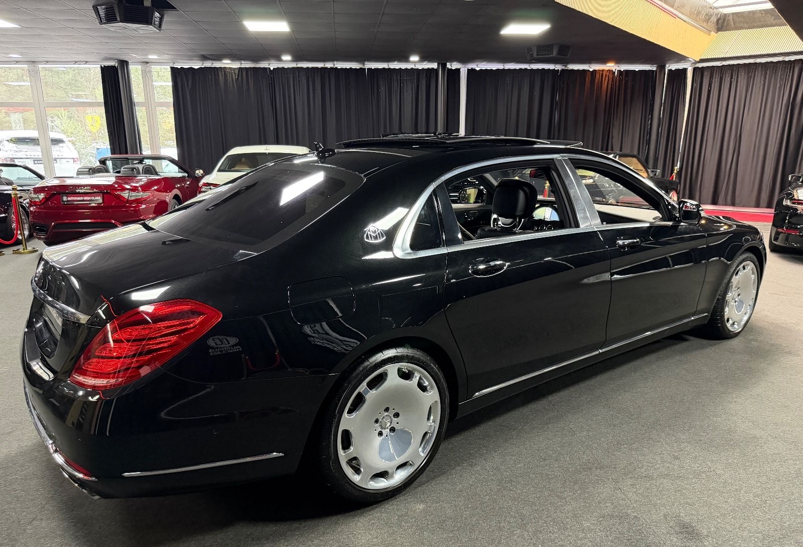 Mercedes-Benz S 500 S Maybach Limousine S 500 4Matic foto 12