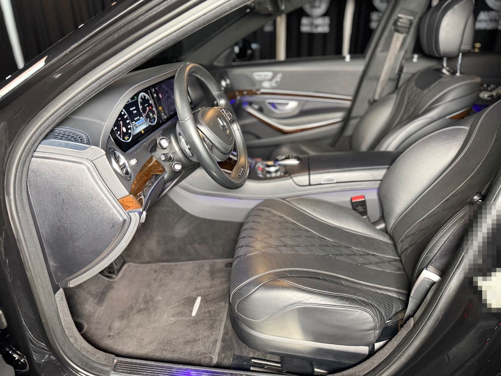 Mercedes-Benz S 500 S Maybach Limousine S 500 4Matic foto 24