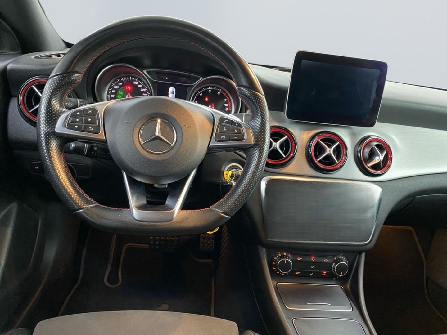 Mercedes-Benz CLA 250 Shooting Brake 4M 7G Sport *LED*DISTRON* foto 12