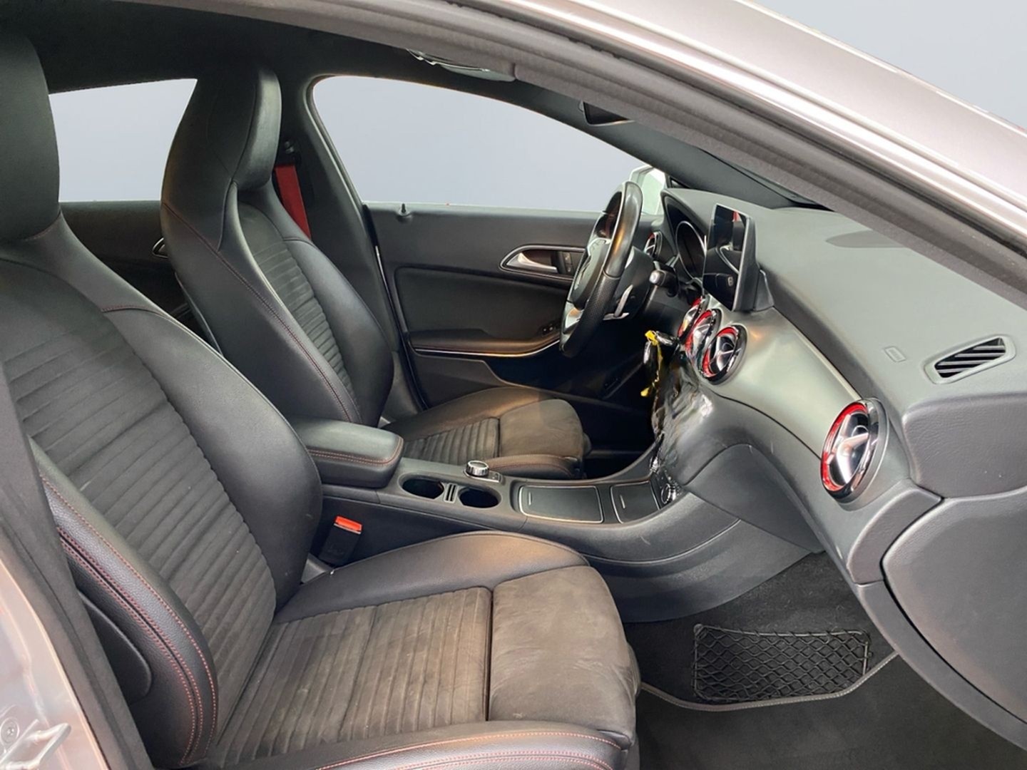 Mercedes-Benz CLA 250 Shooting Brake 4M 7G Sport *LED*DISTRON* foto 21