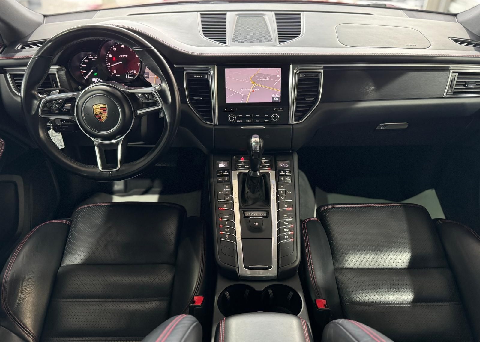 Porsche Macan GTS APPROVED PDLS+ PASM PANO R21 KAMERA foto 18