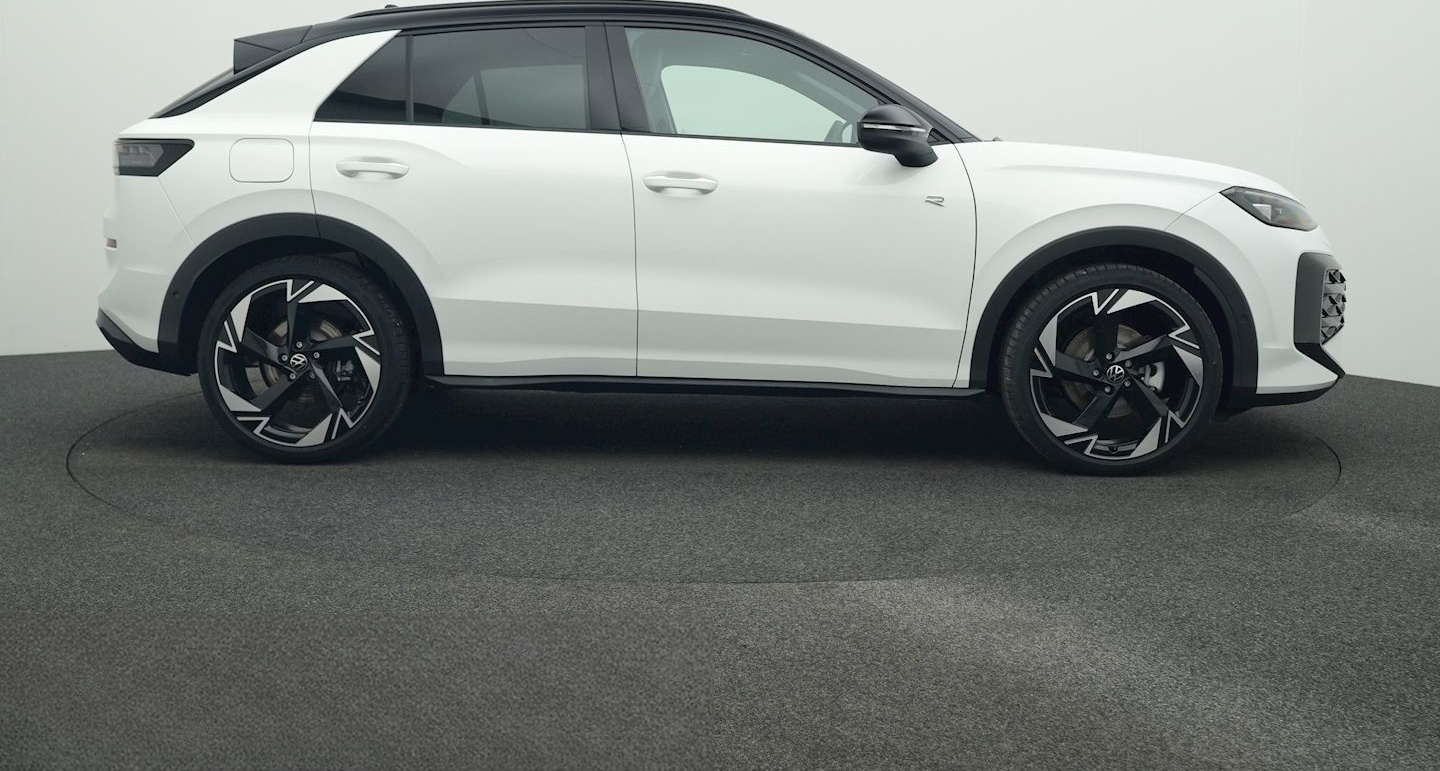 Volkswagen T-Roc 1.5 eTSI DSG R-Line LED NAVI KLIMA ACC ALU foto 6