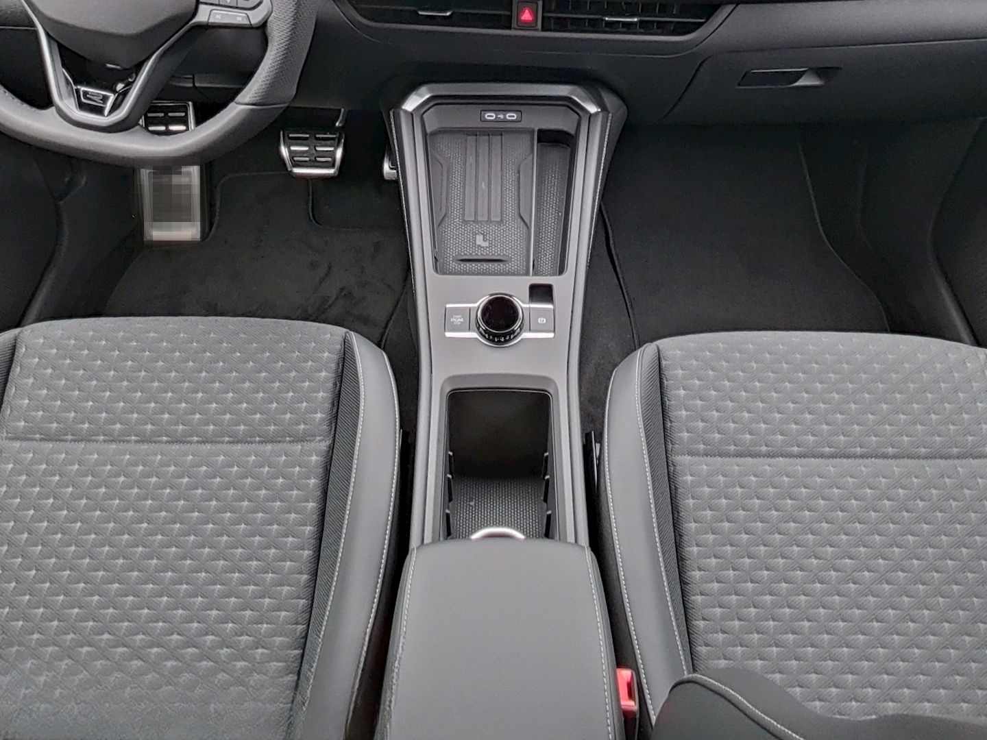 Volkswagen T-Roc 1.5 eTSI DSG R-Line LED NAVI KLIMA ACC ALU foto 14