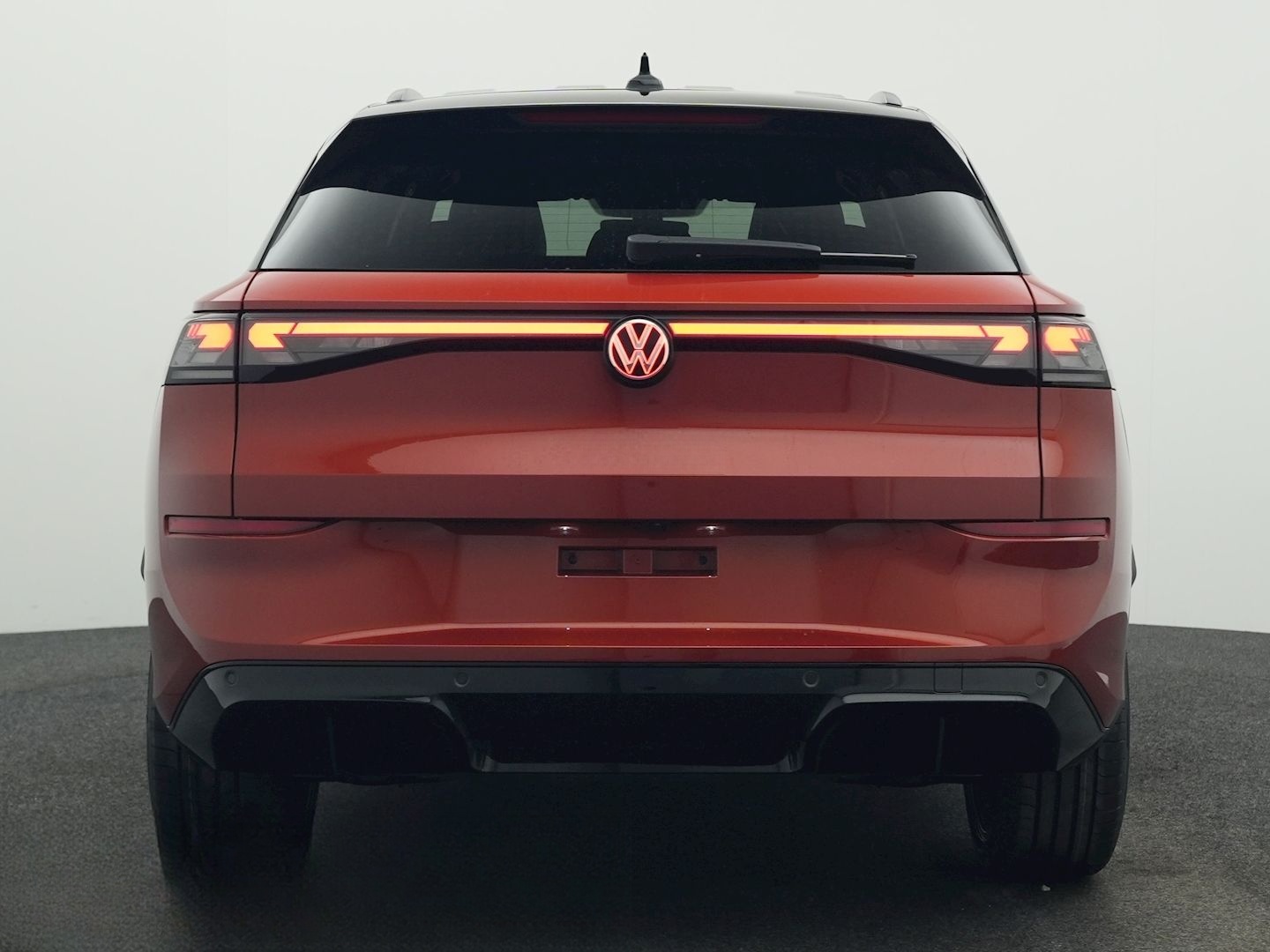 Volkswagen T-Roc 1.5 eTSI DSG R-Line LED NAVI KLIMA ACC ALU foto 4