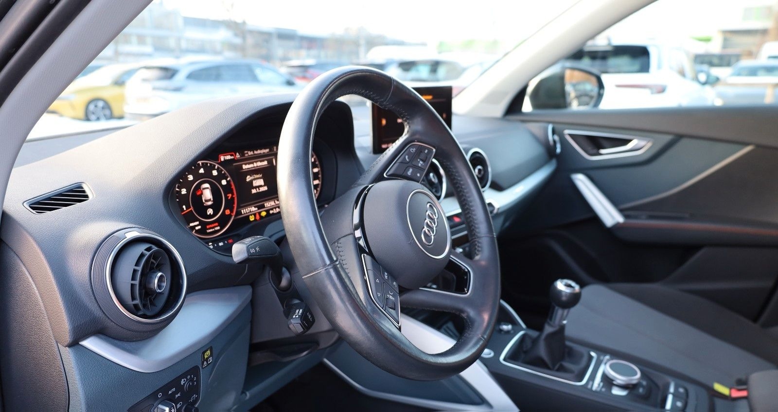Audi Q2 design foto 19
