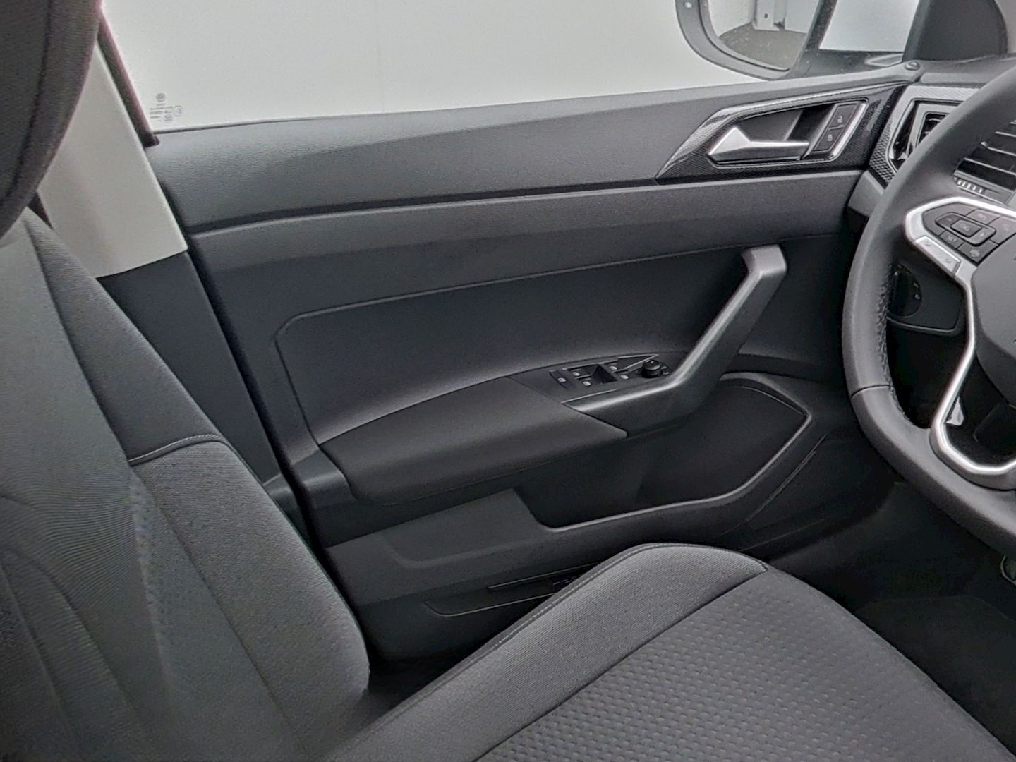 Volkswagen Taigo 1.0 TSI Life inkl. WKR IQ.LIGHT NAVI foto 14