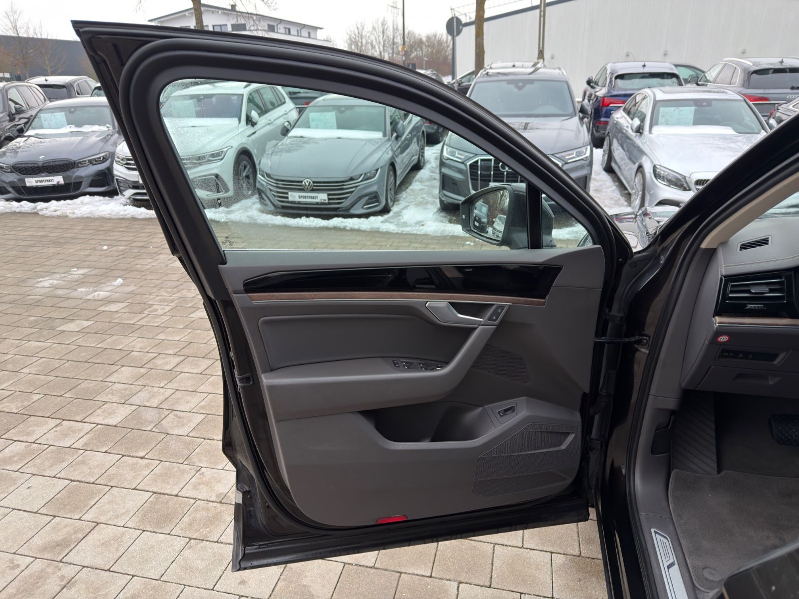 Volkswagen Touareg Atmosphere 4Motion AHK LED Navi RFK SHZ foto 14