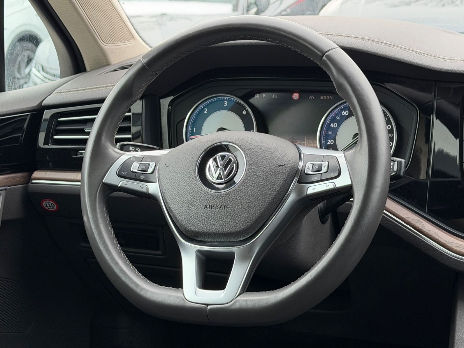 Volkswagen Touareg Atmosphere 4Motion AHK LED Navi RFK SHZ foto 20