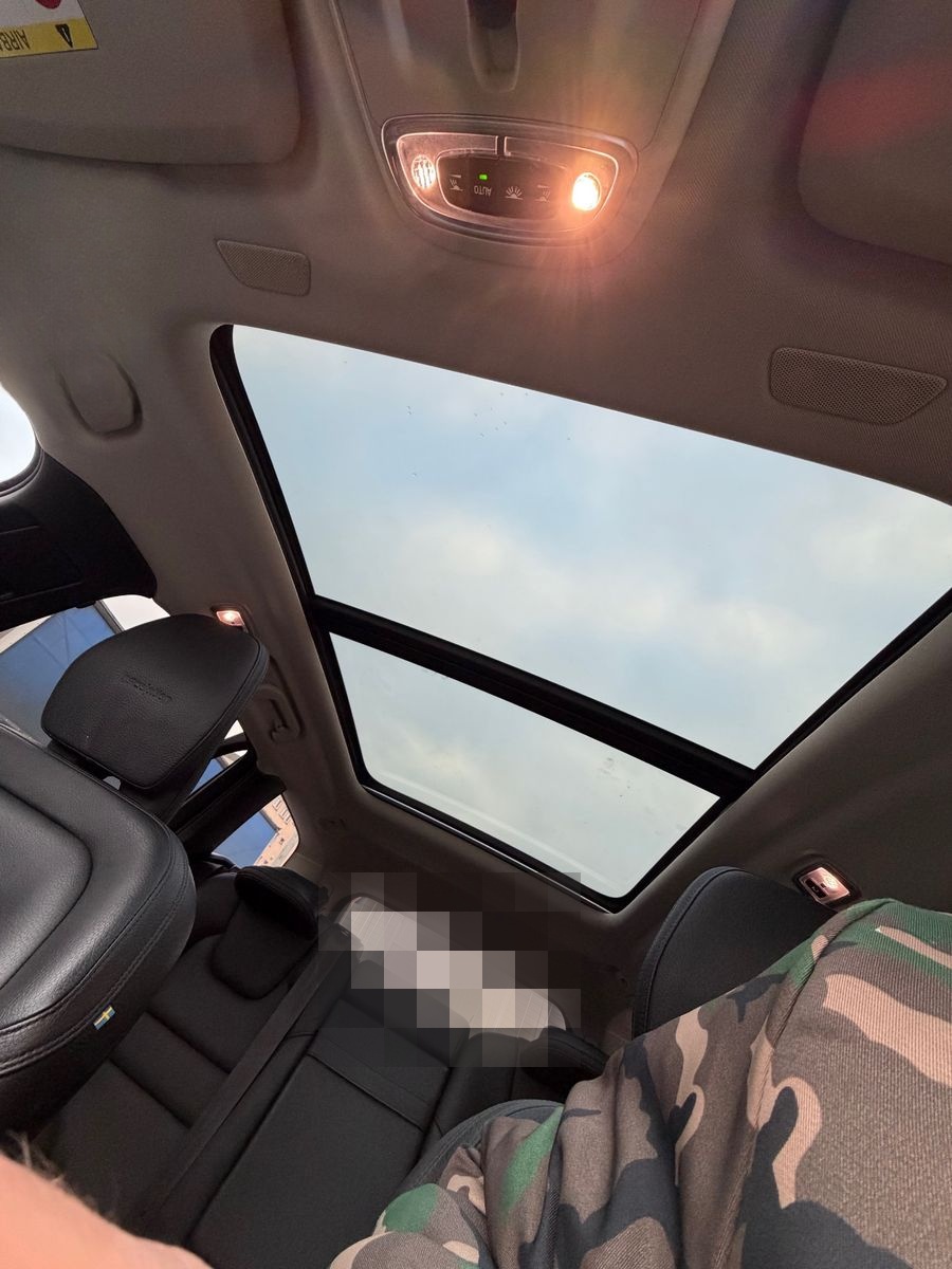 Volvo V60 T5 Inscription - PANO+RADAR+HUD+CAM foto 9