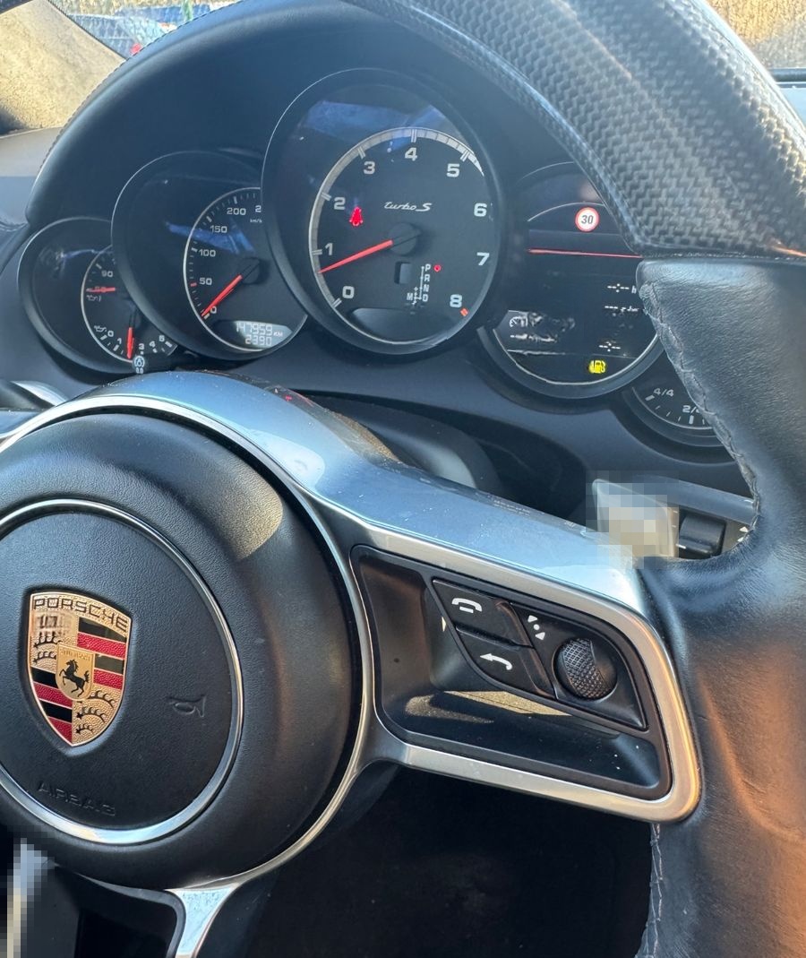 Porsche Cayenne Turbo S Panorama/Carbon Optik /NEUTÜV foto 19