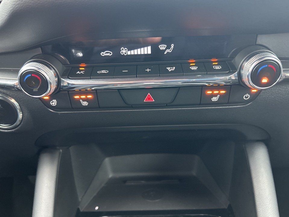 Mazda 3 2.5l "Centre-Line" "DES-P" M Hybrid foto 20