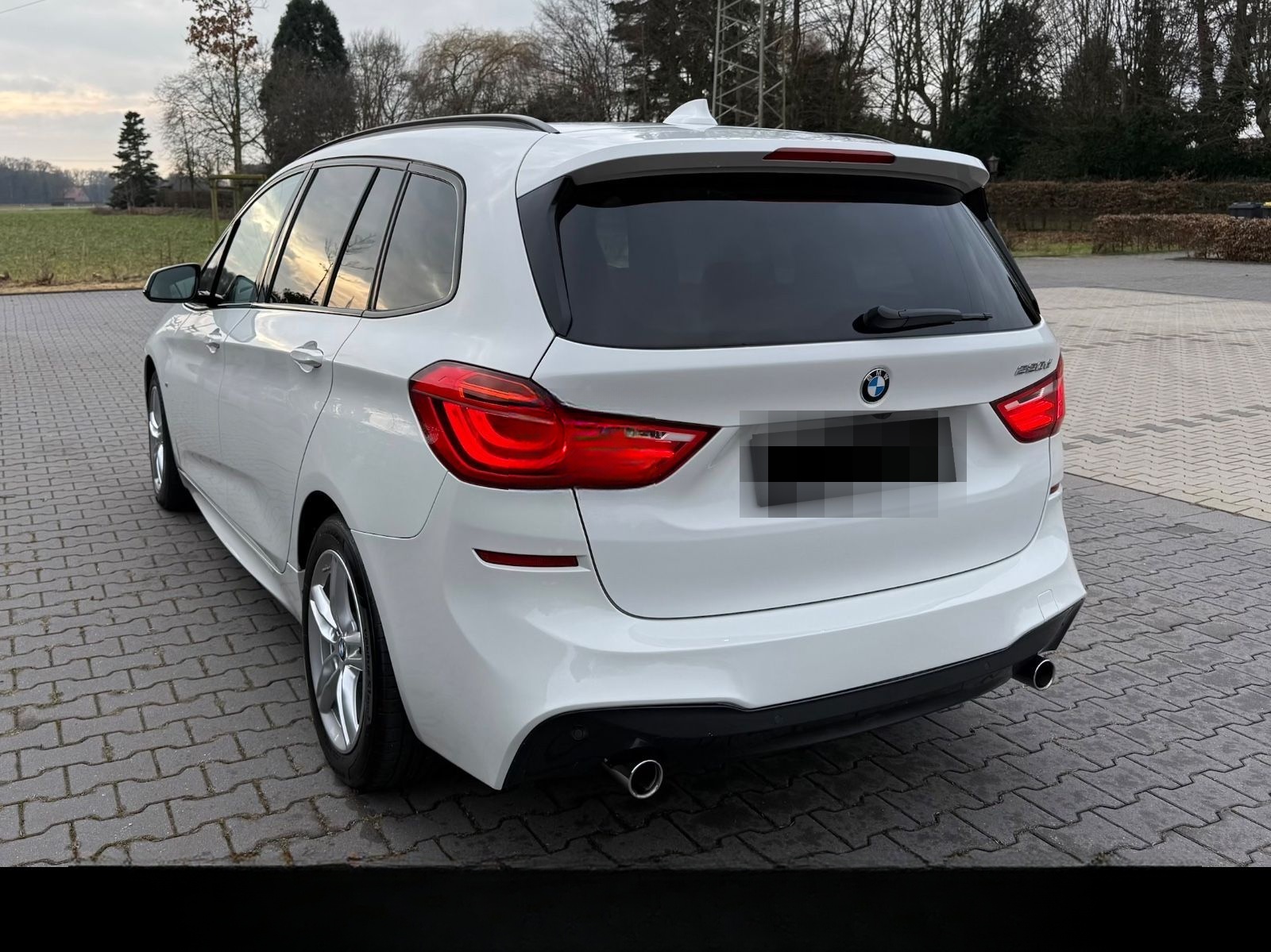 BMW 220d Gran Tourer M-Sport*AHK*Keyless*Lenkrad foto 5