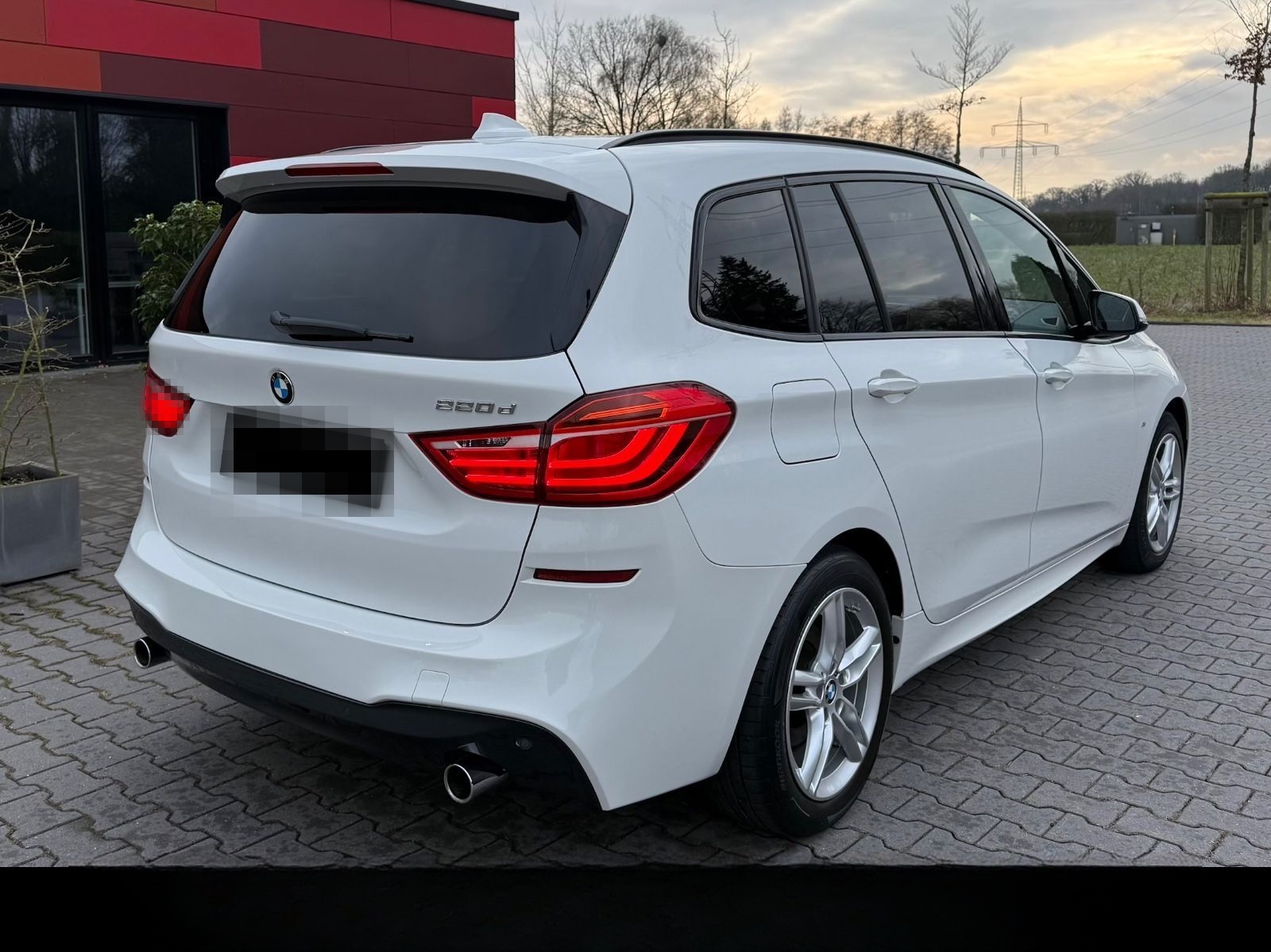 BMW 220d Gran Tourer M-Sport*AHK*Keyless*Lenkrad foto 7