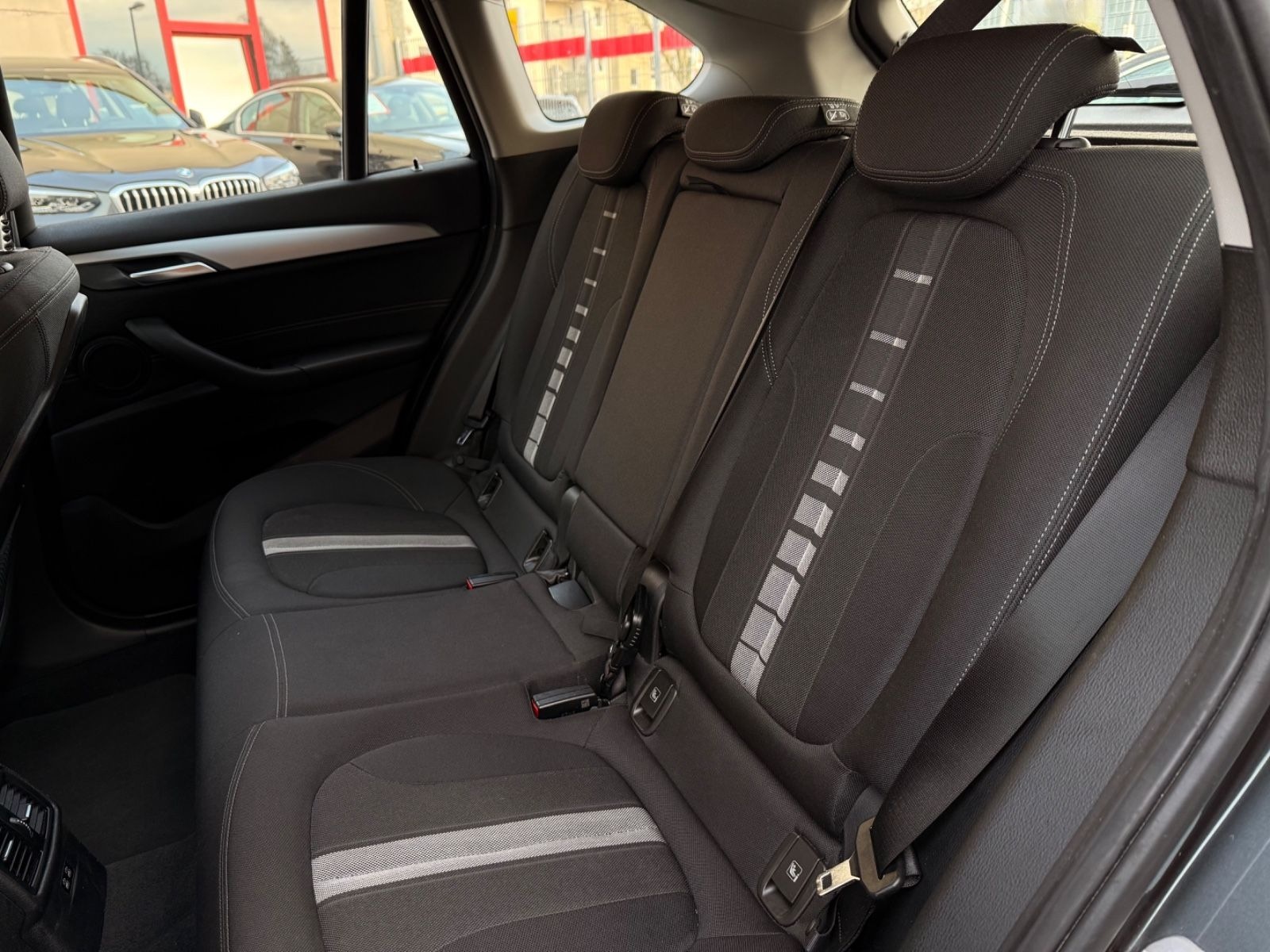BMW X1 xDrive 25 e Advantage foto 25