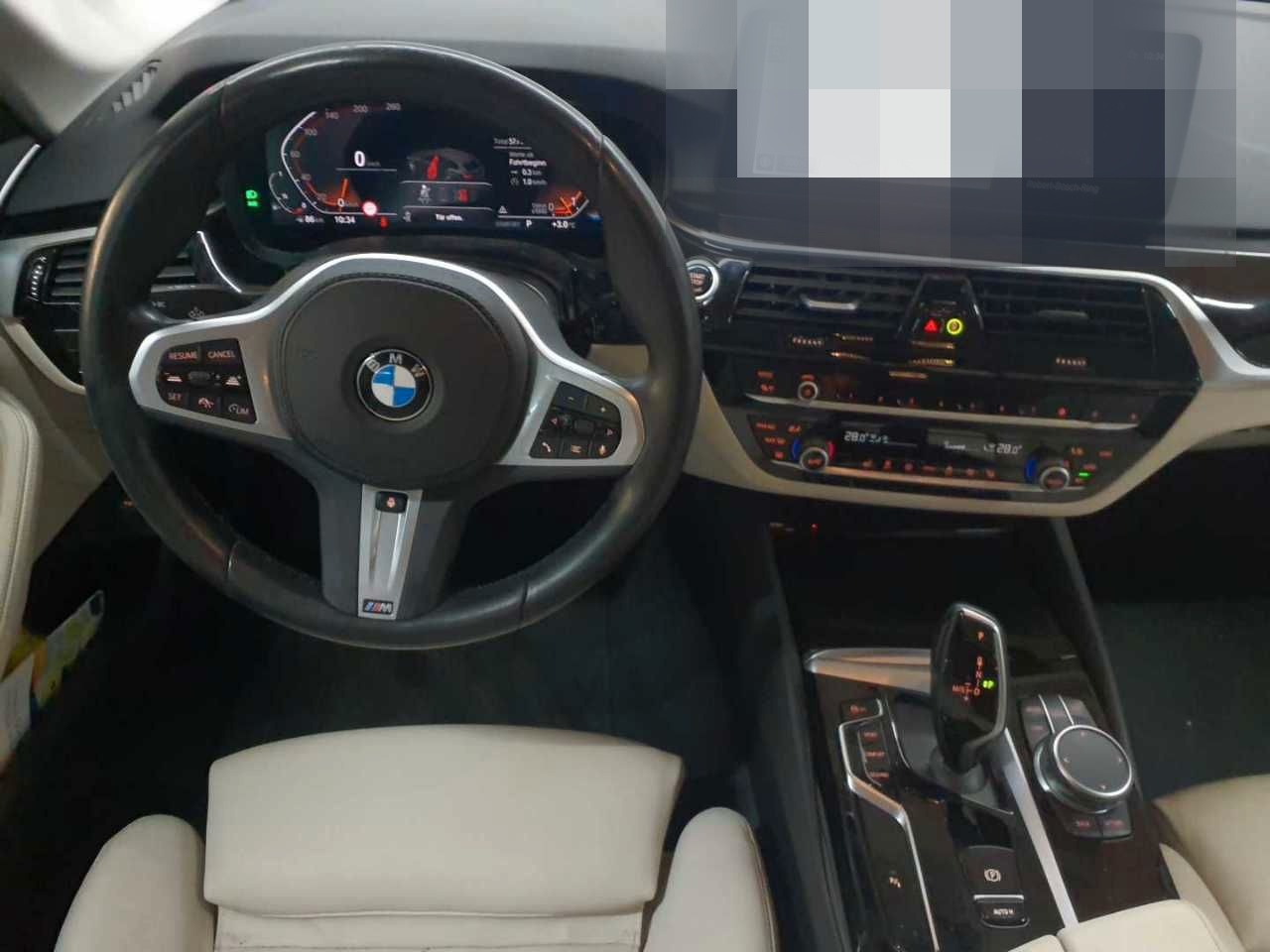 BMW 520i Touring Aut. Navi Sthzg Leder  foto 5