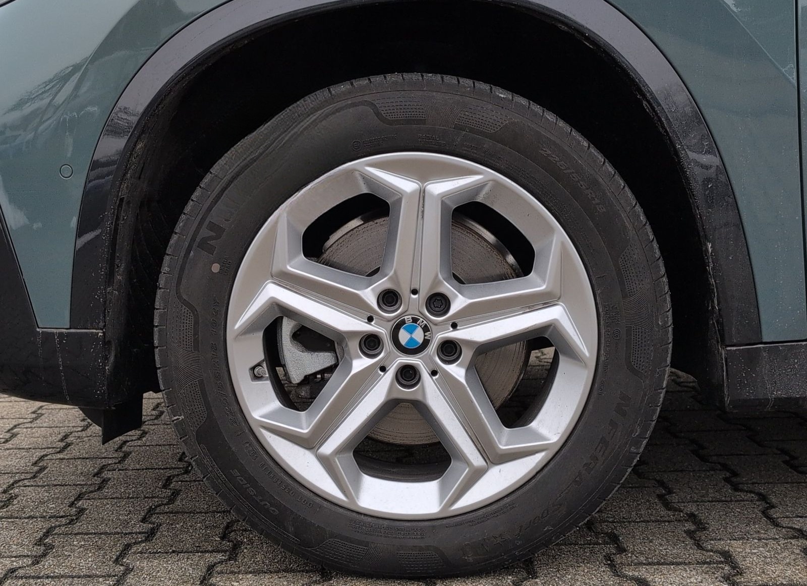 BMW X1 sDrive 20i xLine Leasing-Aktion 477 € o.AZ foto 10