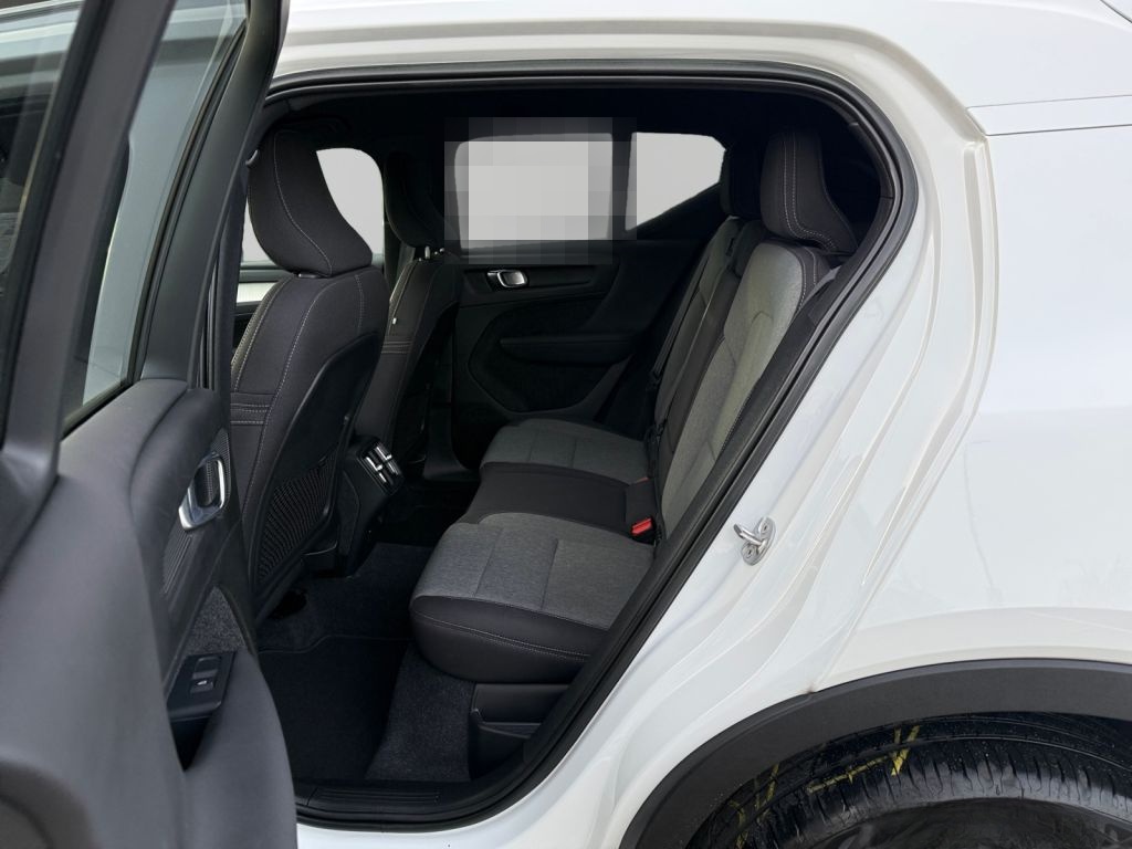 Volvo XC40 B3 B DKG Core Winter-Paket getönte Scheiben foto 18