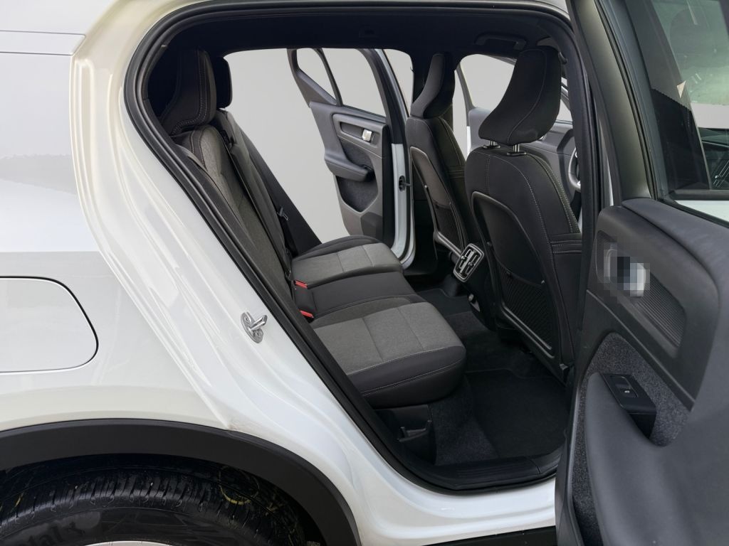 Volvo XC40 B3 B DKG Core Winter-Paket getönte Scheiben foto 19