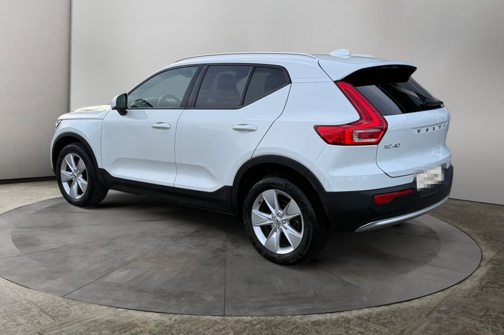 Volvo XC40 B3 B DKG Core Winter-Paket getönte Scheiben foto 7