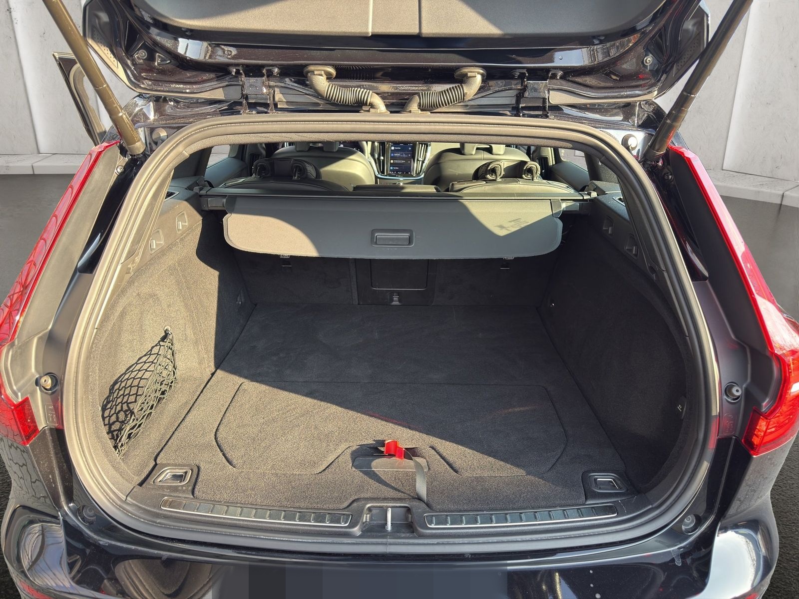 Volvo V60 B3 Plus Dark foto 18