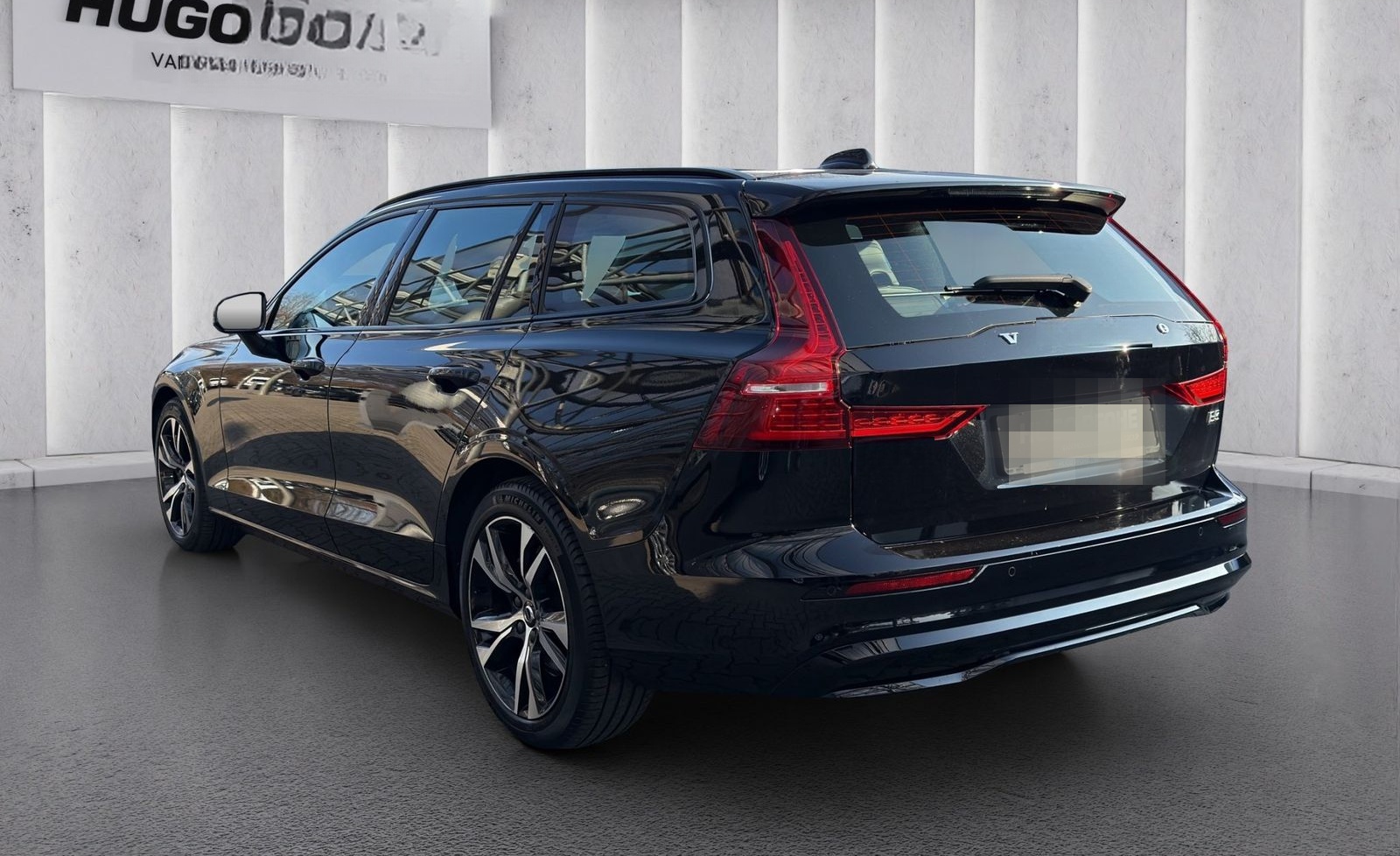 Volvo V60 B3 Plus Dark foto 3