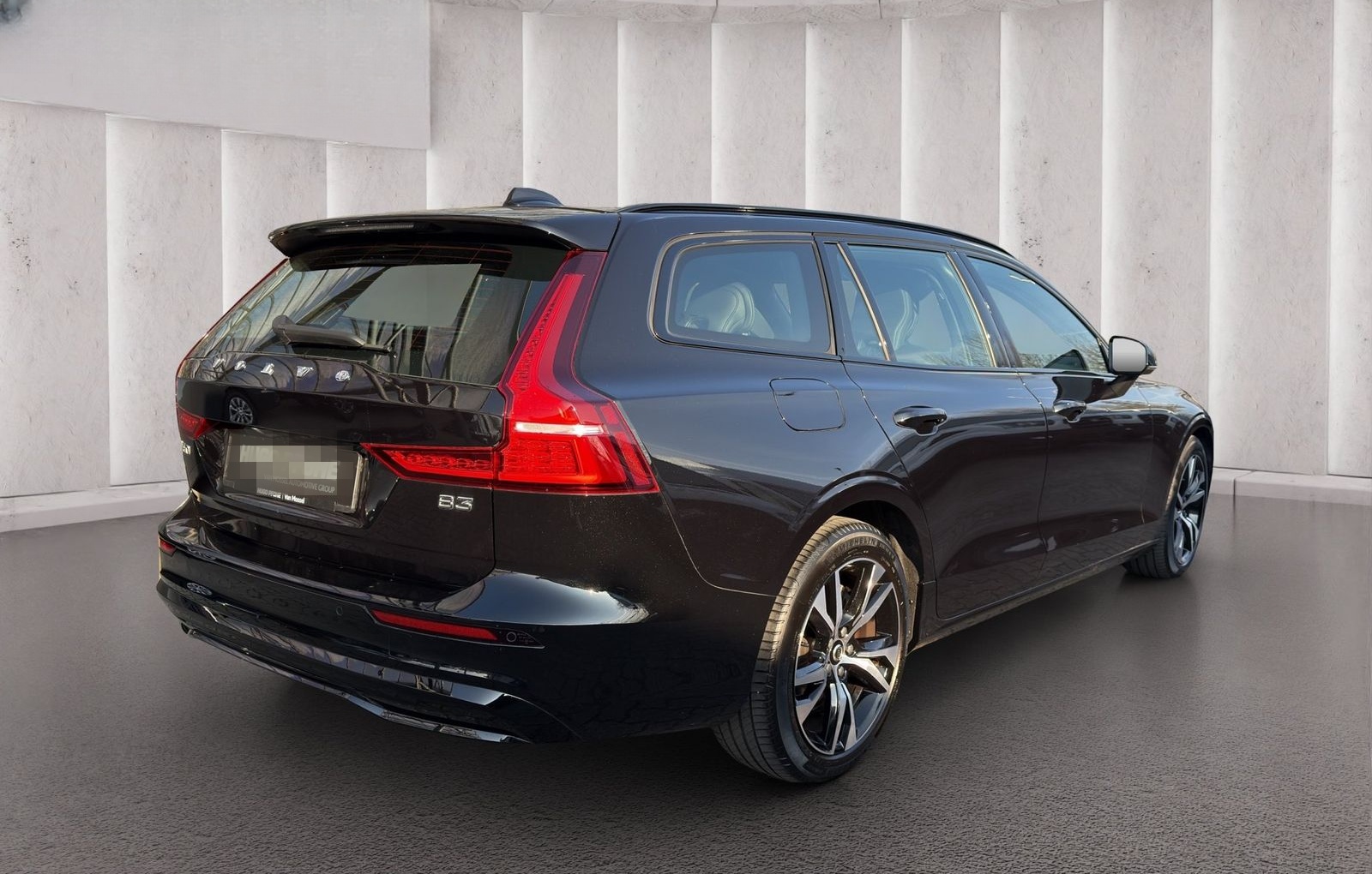 Volvo V60 B3 Plus Dark foto 5