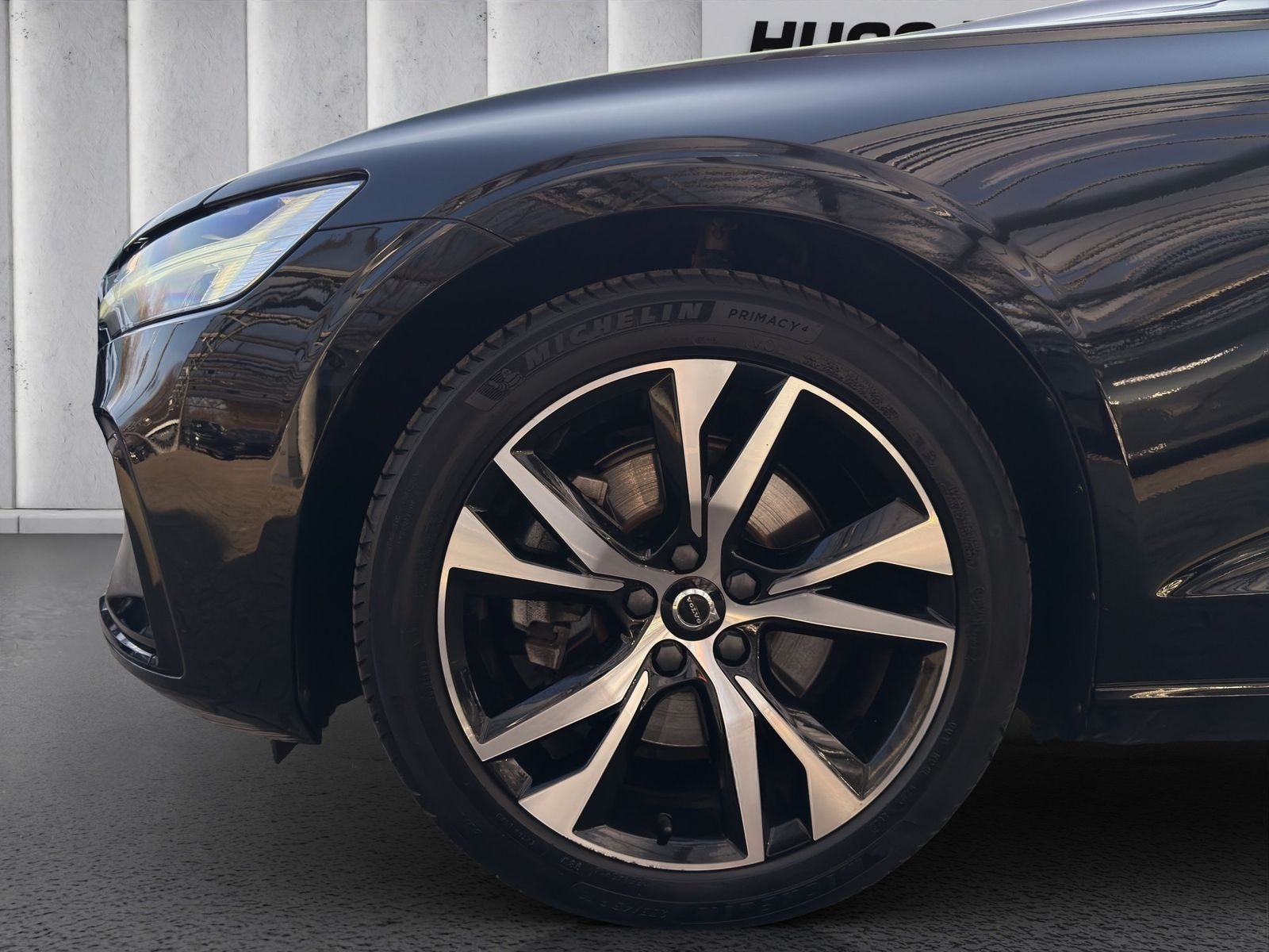 Volvo V60 B3 Plus Dark foto 9