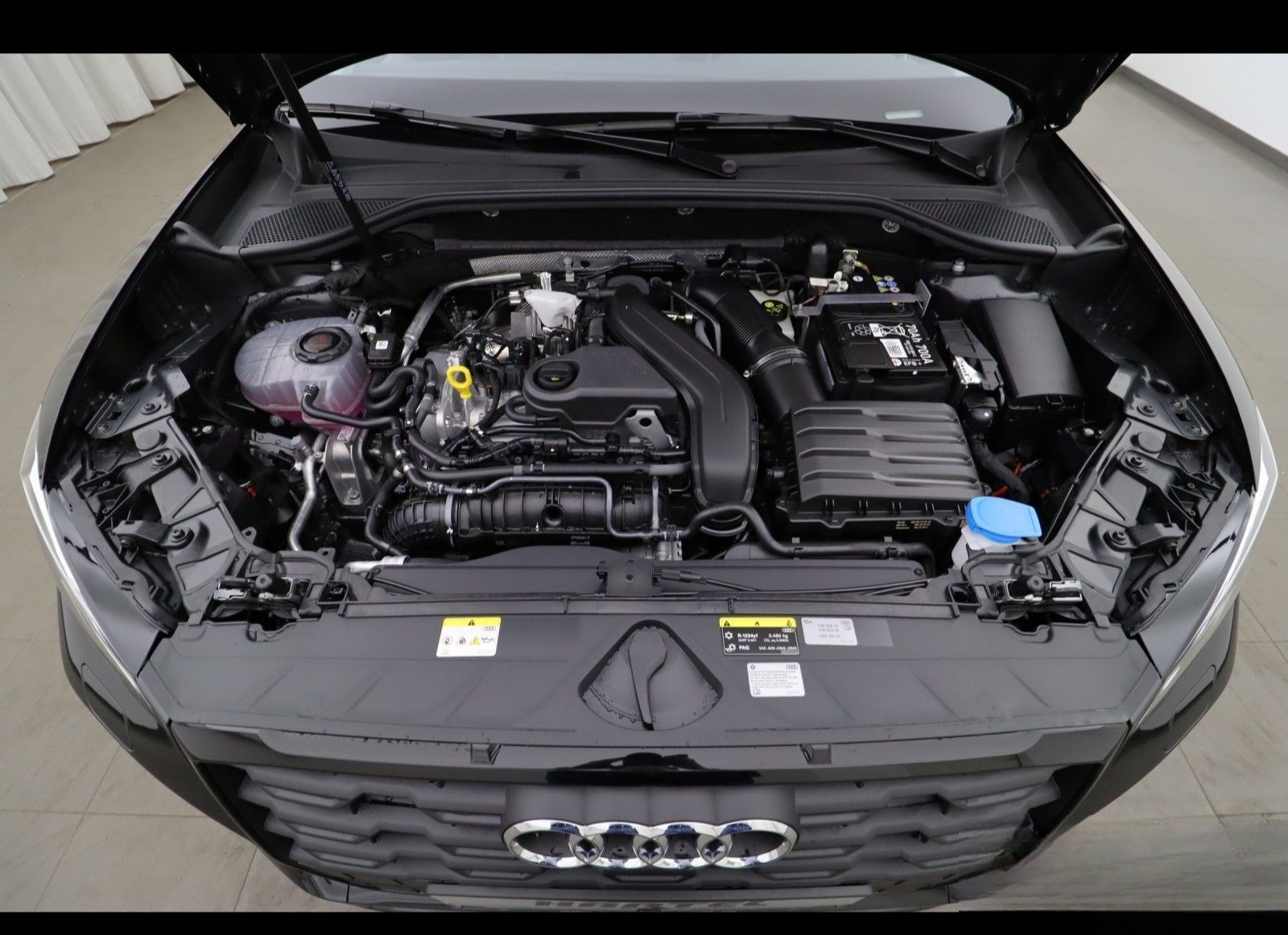Audi Q2 S-LINE 35 TFSI S TRONIC (+NAVI+AUTOMATIK) LED foto 5