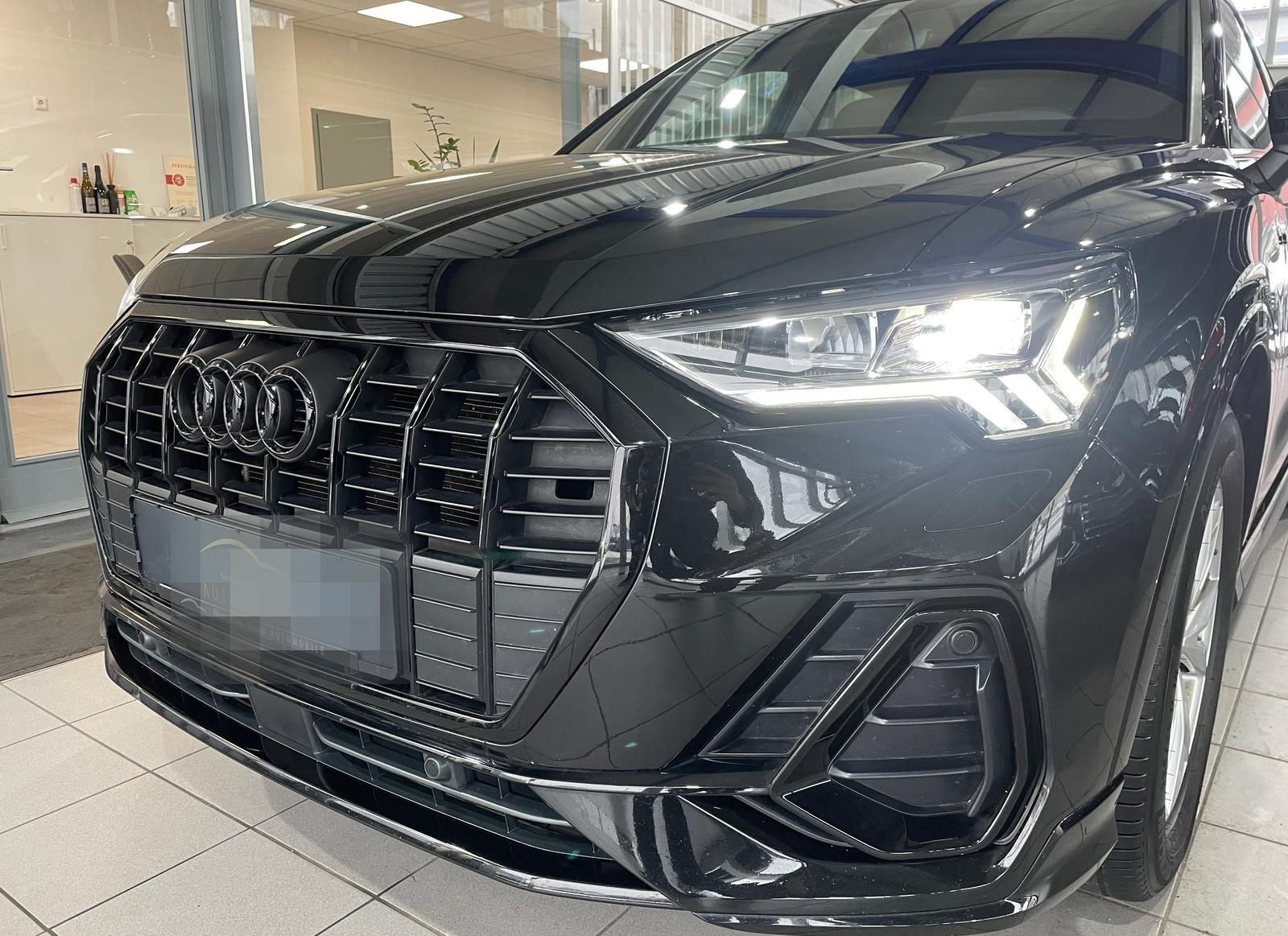 Audi Q3 35TDI S-Tronic 3xS-line MATRIX AHK VIRTUAL foto 11