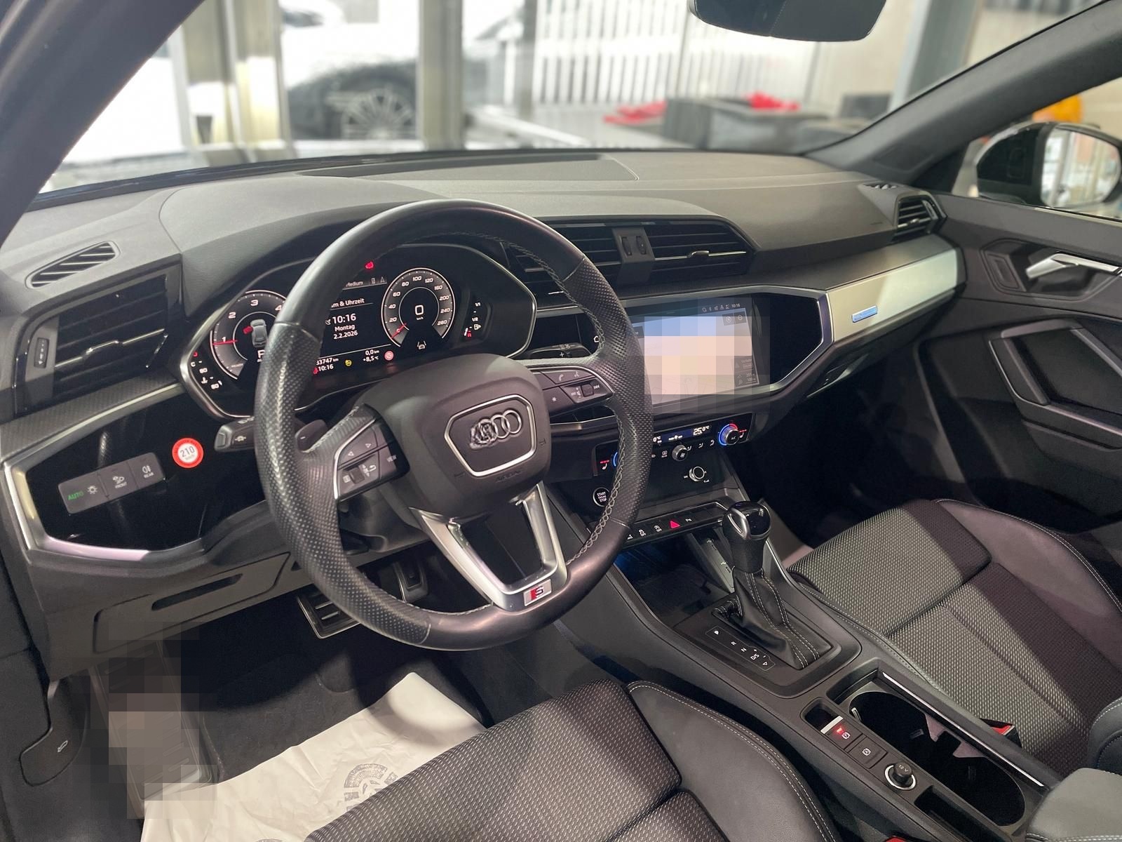 Audi Q3 35TDI S-Tronic 3xS-line MATRIX AHK VIRTUAL foto 13