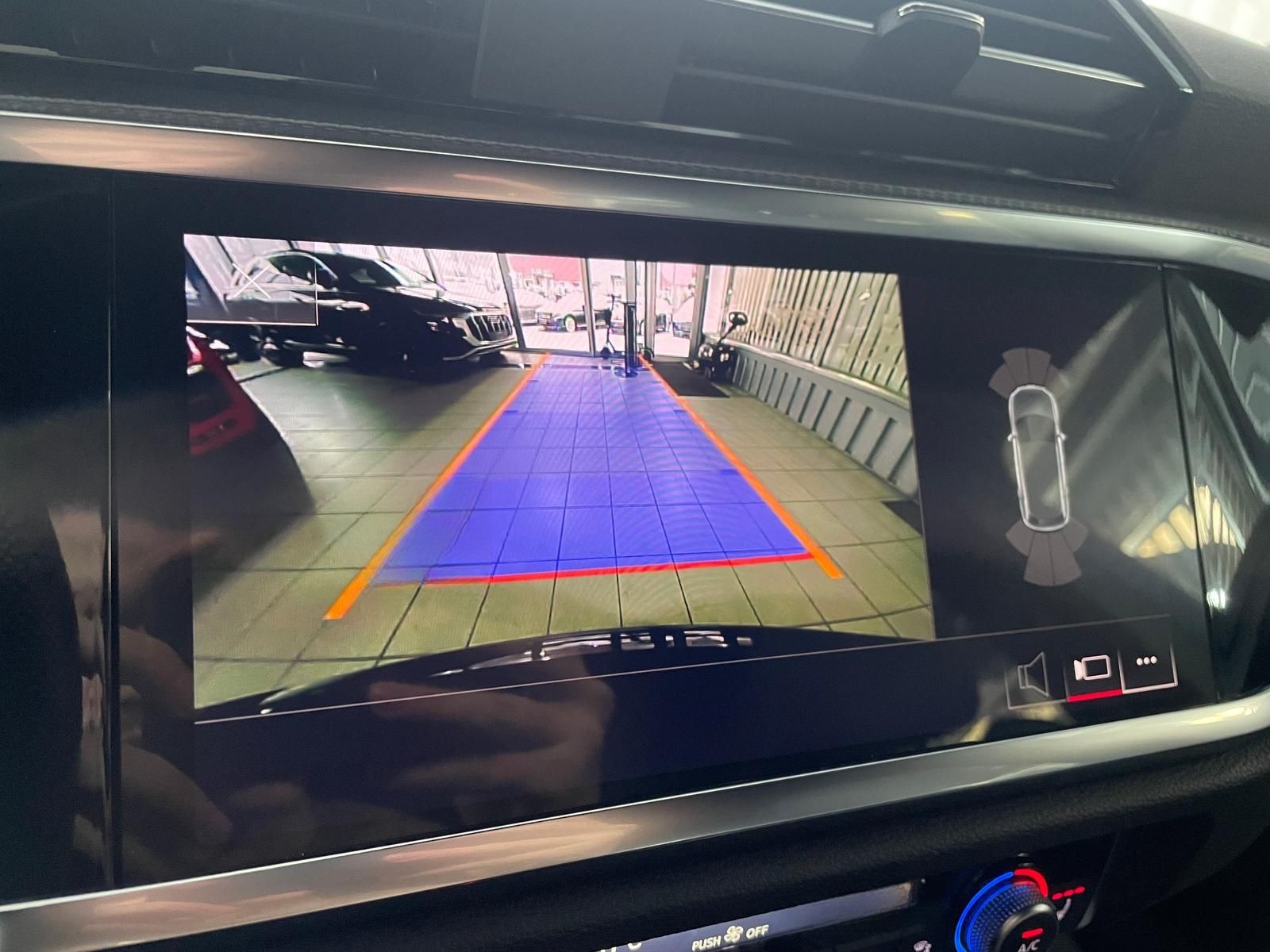 Audi Q3 35TDI S-Tronic 3xS-line MATRIX AHK VIRTUAL foto 23