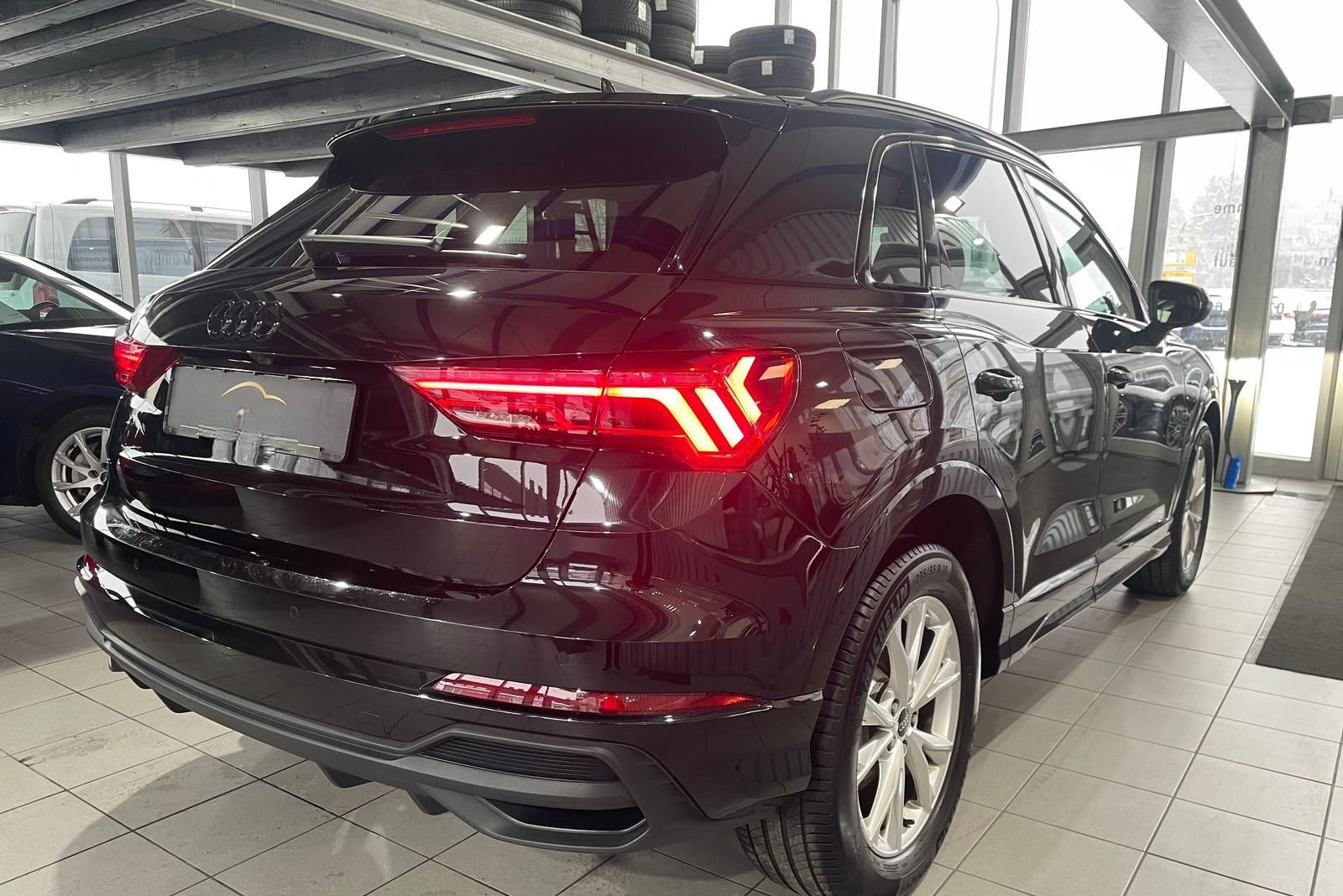 Audi Q3 35TDI S-Tronic 3xS-line MATRIX AHK VIRTUAL foto 9