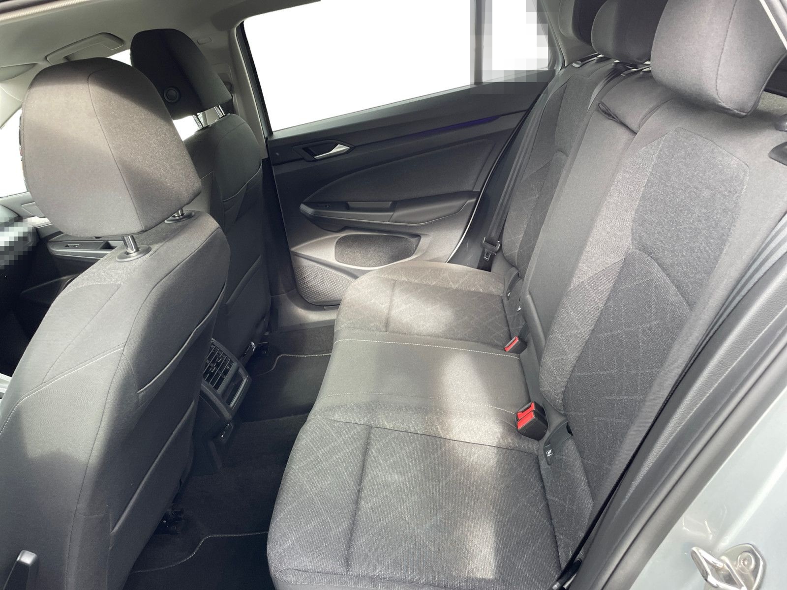 Volkswagen Golf VIII Variant 2.0TDI DSG Life LED Navi APP foto 11