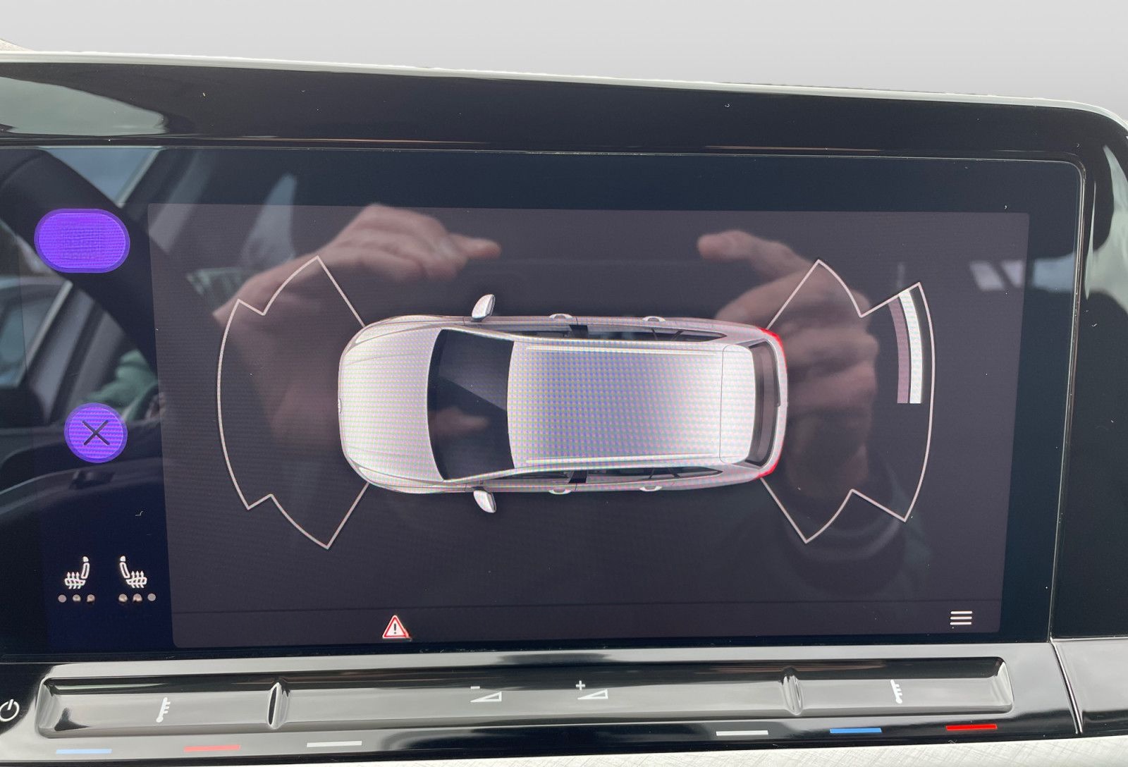 Volkswagen Golf VIII Variant 2.0TDI DSG Life LED Navi APP foto 14