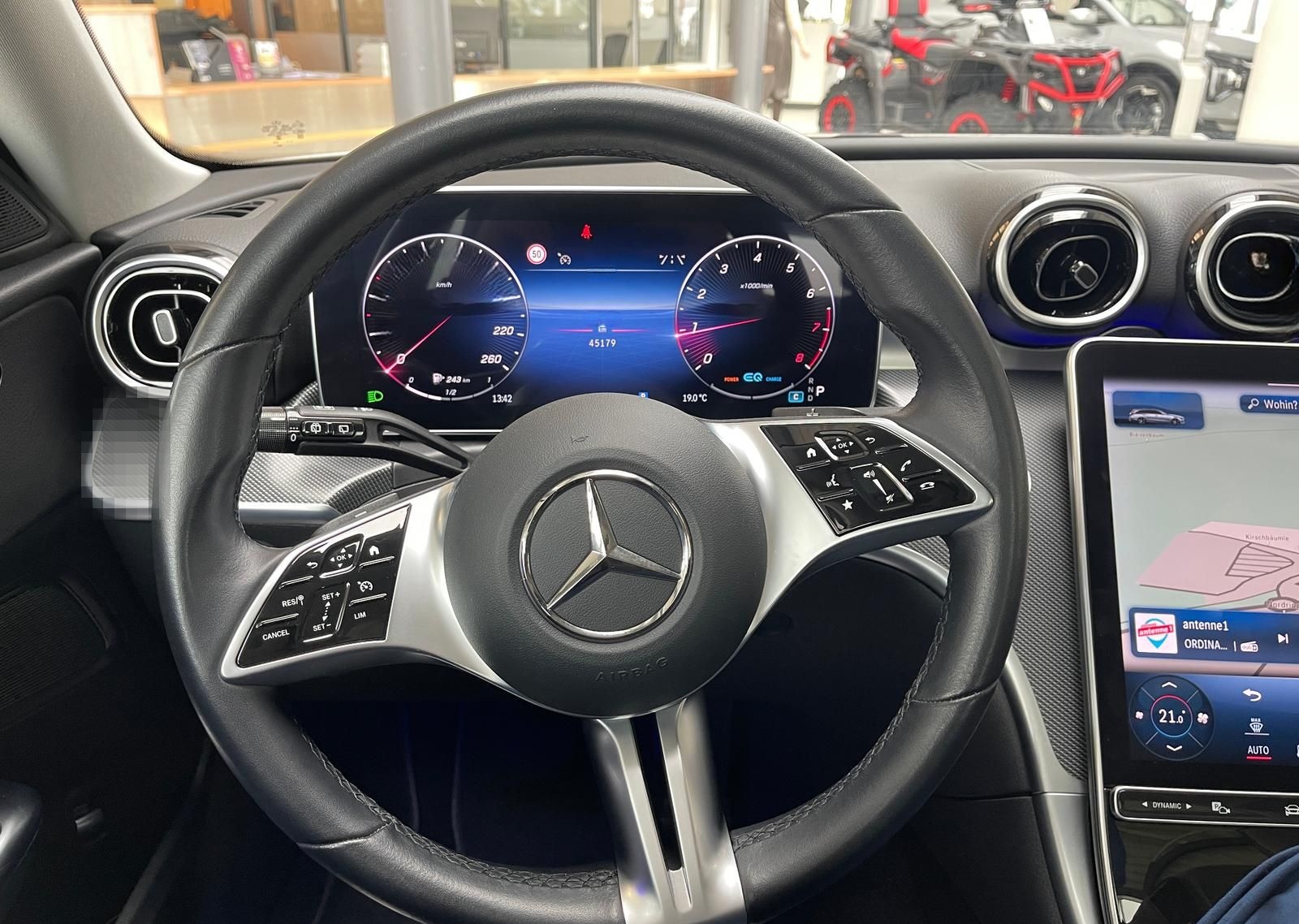 Mercedes-Benz C 200 T+Pano+Navi+AHK+Kamera+Buisness foto 7