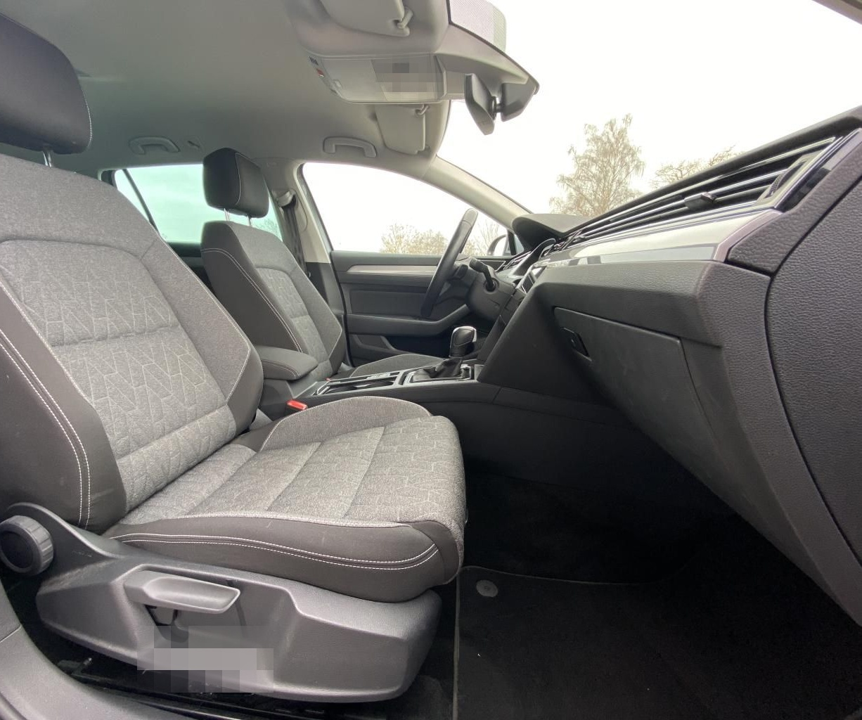 Volkswagen Passat Variant 2.0 TDI DSG BUSINESS 4-MOTION AHK foto 13