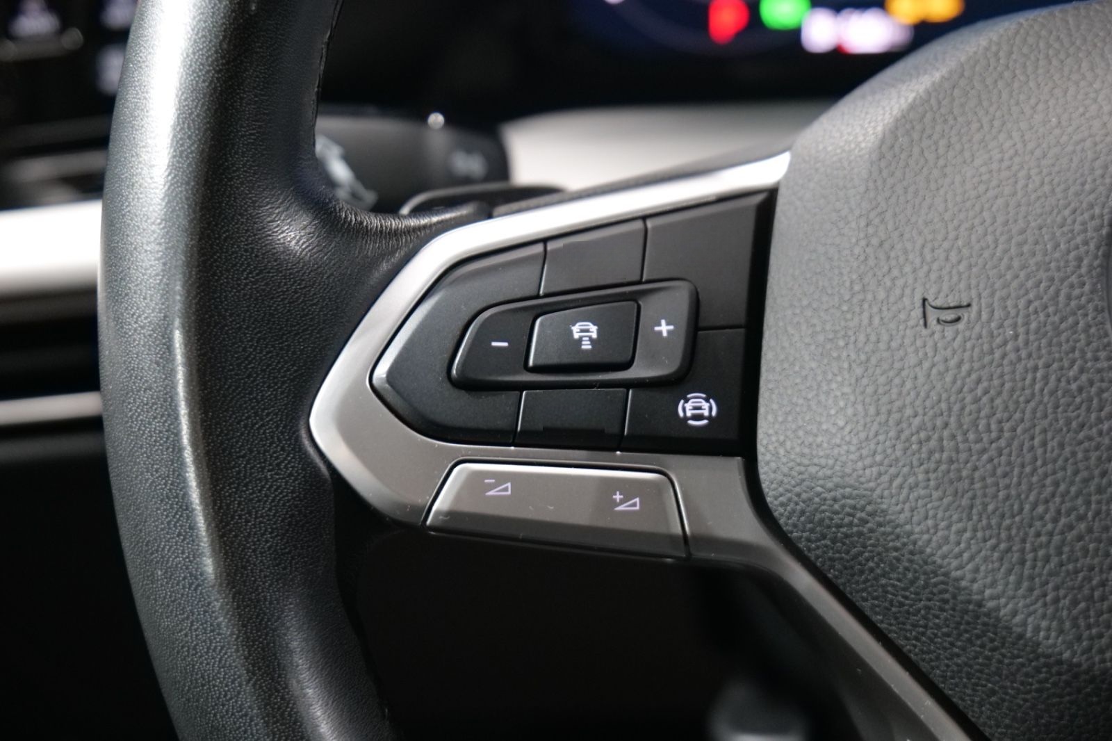 Volkswagen Golf VIII Lim. Life *LED*AHK*ACC*Lane-Assist* foto 15